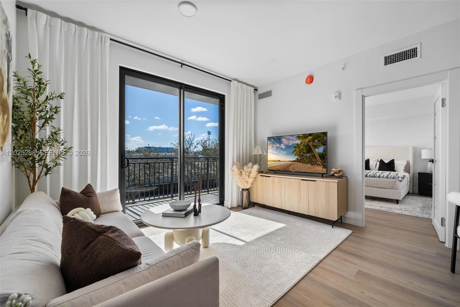 Aventura Quattro - Residential Lease