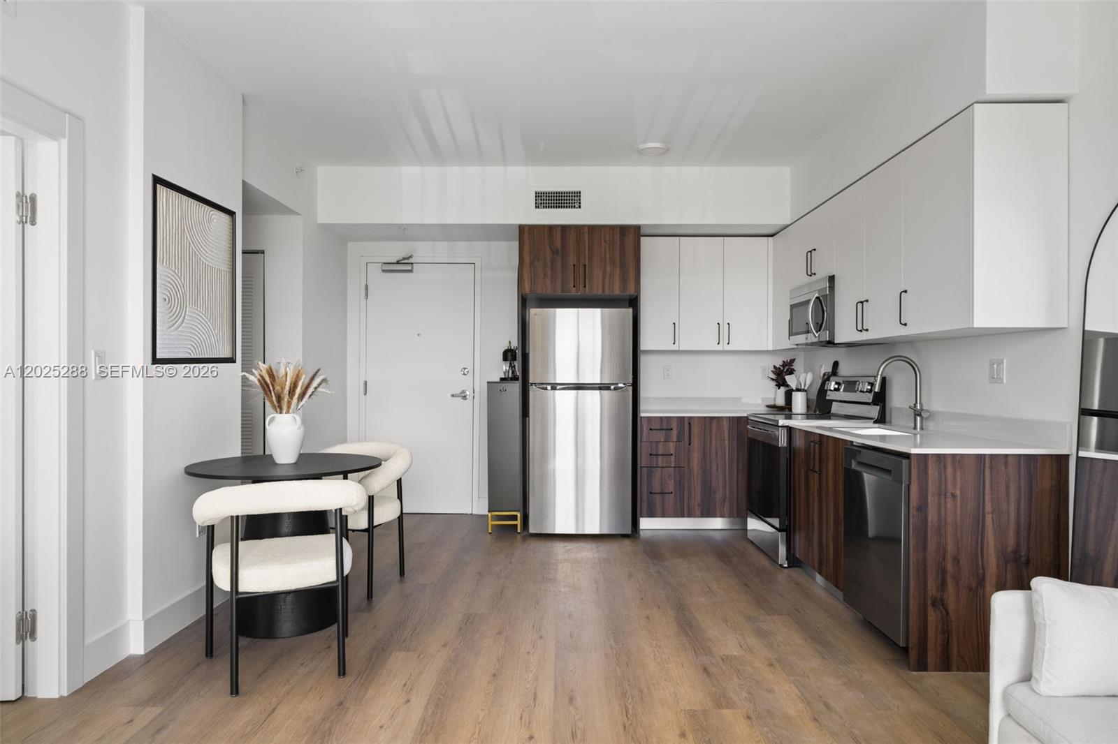 Aventura Quattro - Residential Lease