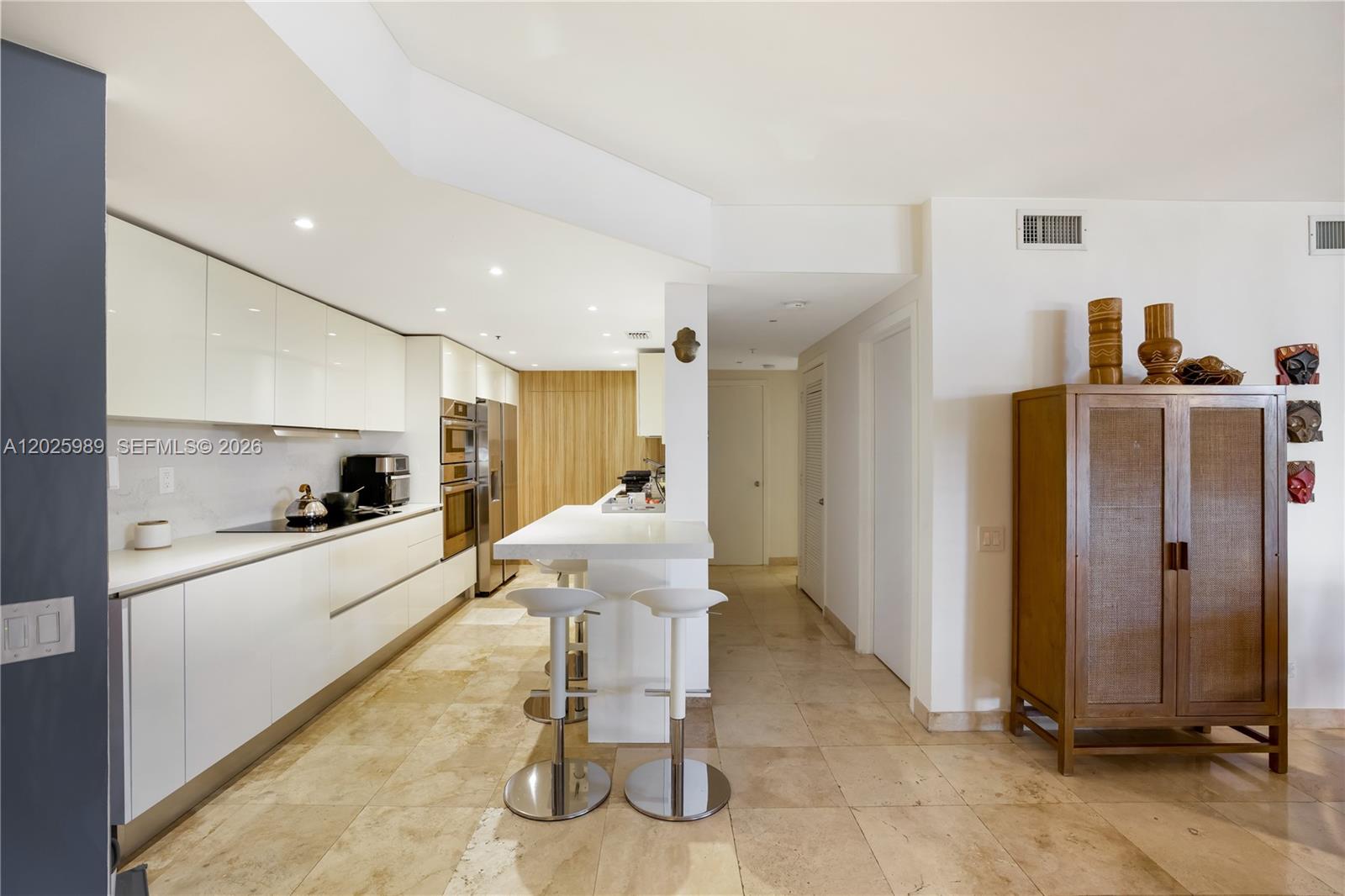 COURVOISIER COURTS CONDO - Residential Lease