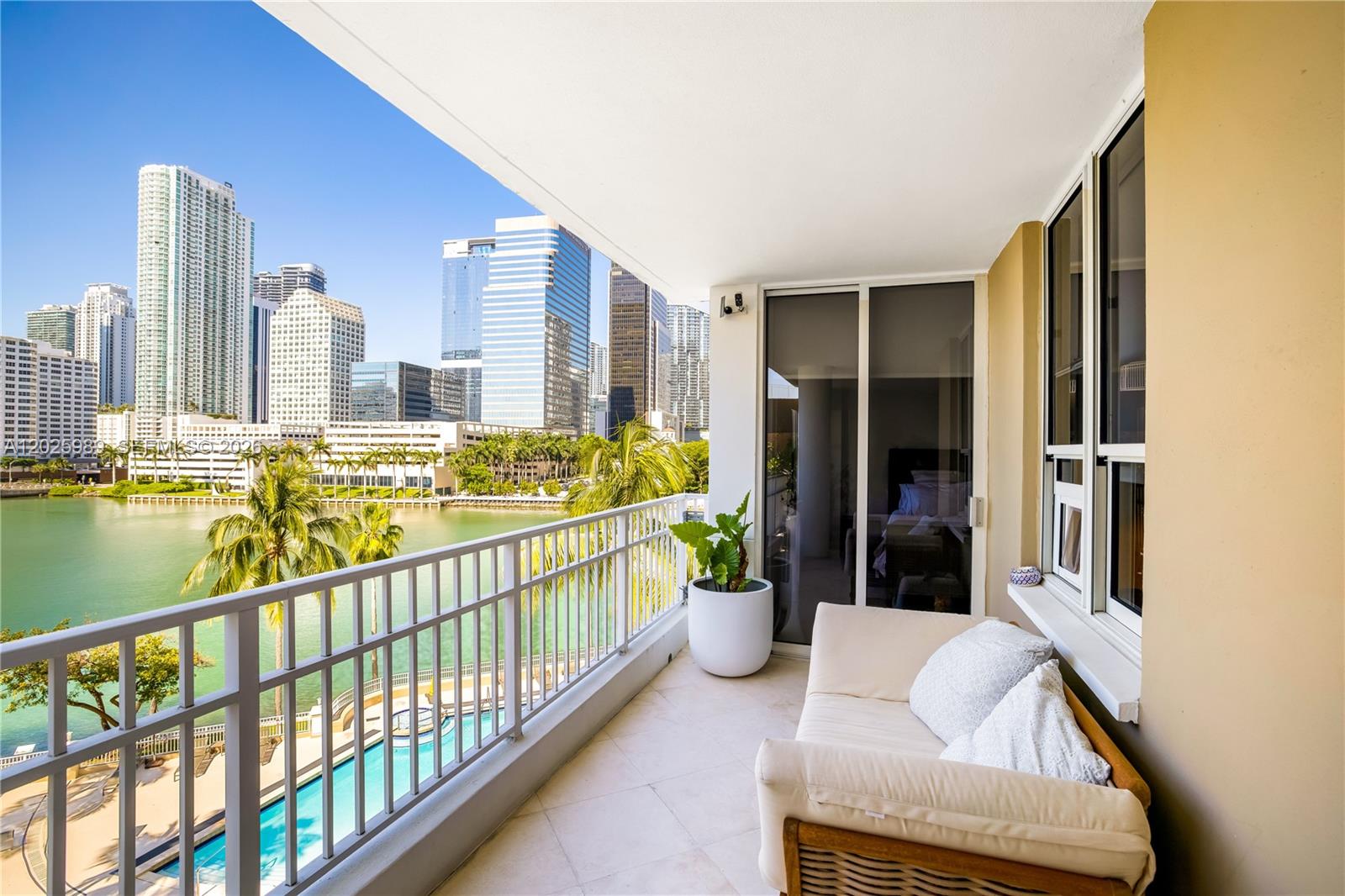 COURVOISIER COURTS CONDO - Residential Lease