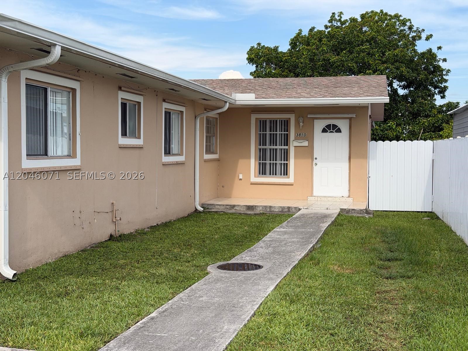 OLYMPIC HEIGHTS - Residential Lease