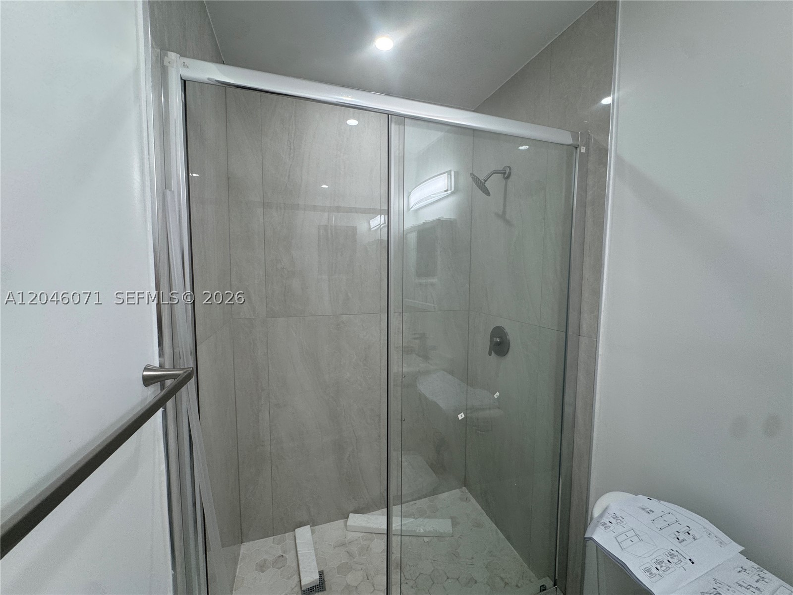 OLYMPIC HEIGHTS - Residential Lease