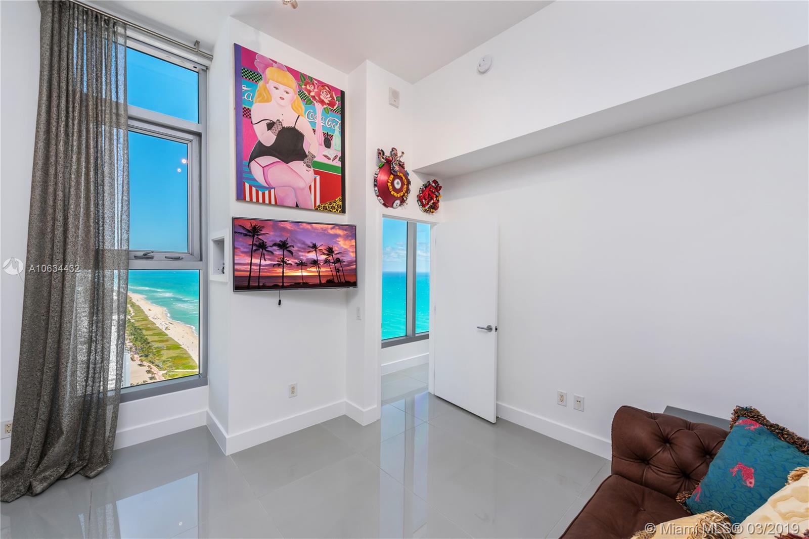 CARILLON CONDOS - Residential