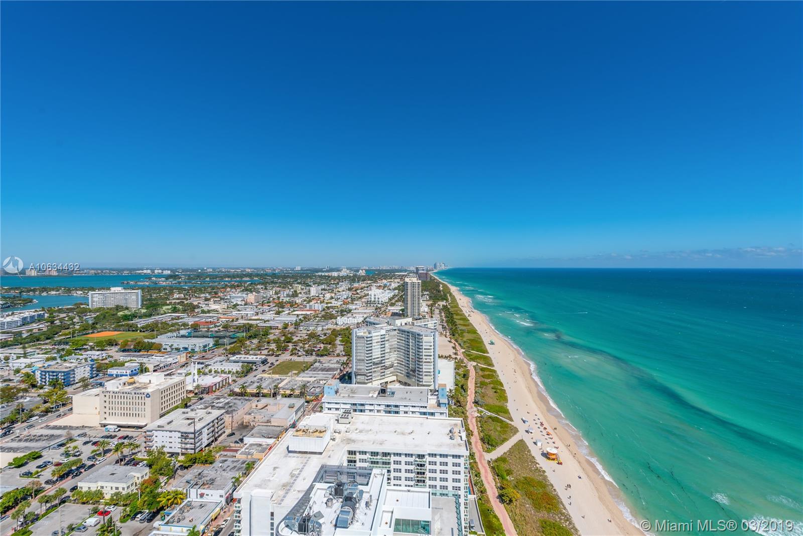 CARILLON CONDOS - Residential