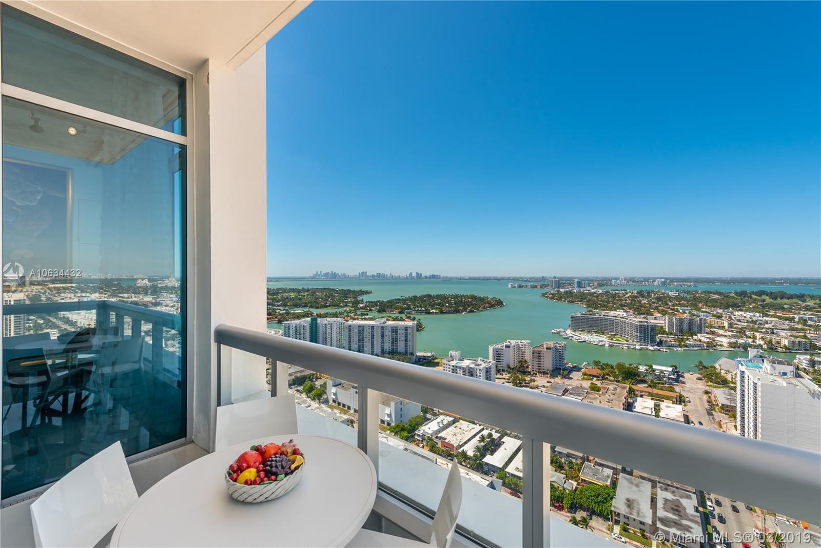 CARILLON CONDOS - Residential
