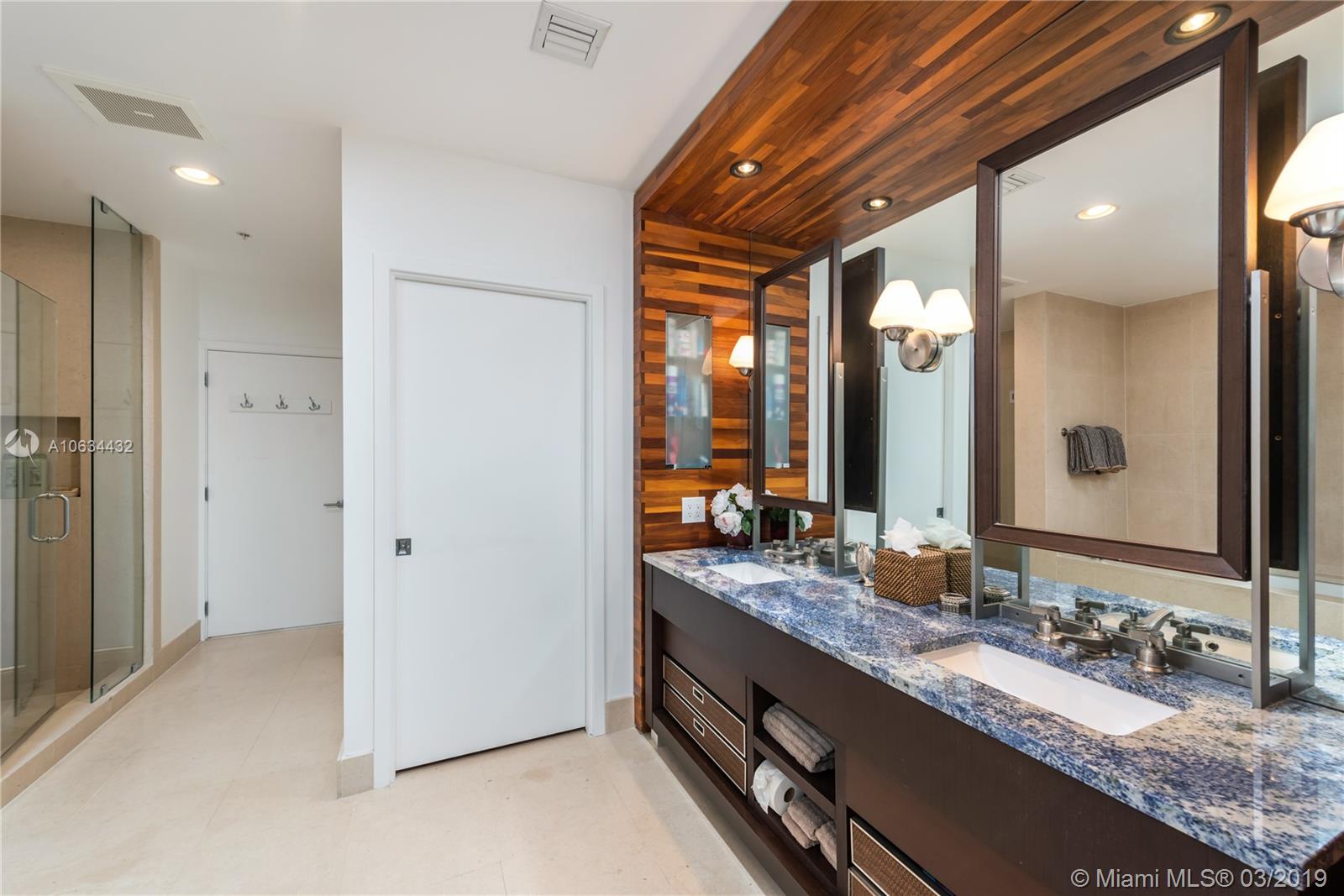 CARILLON CONDOS - Residential