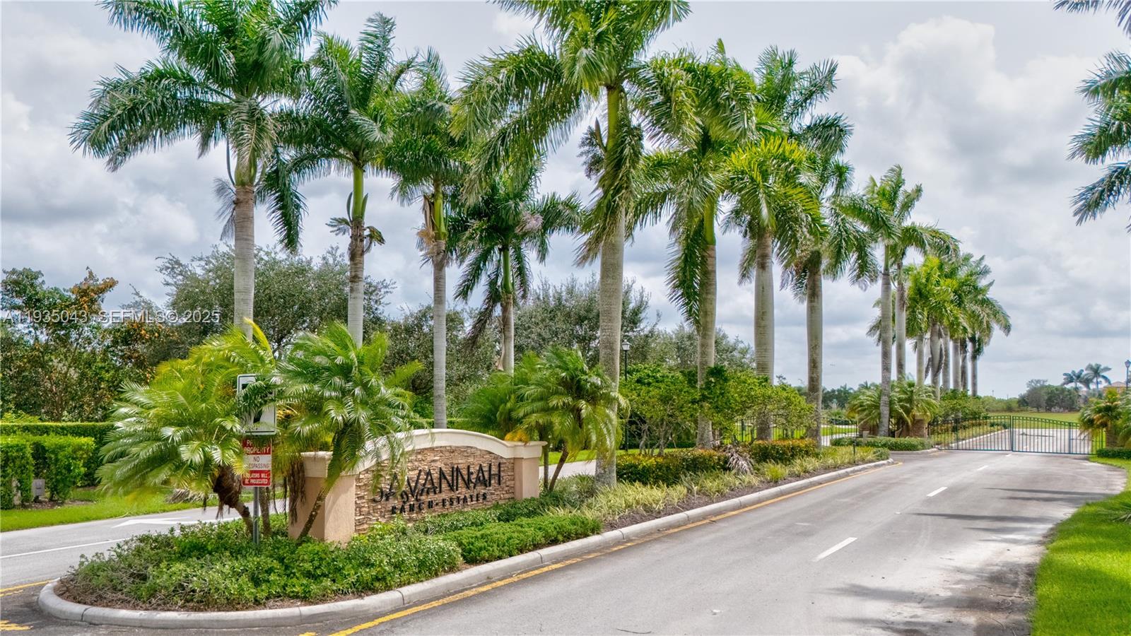 Savannah Ranch Estates is an EXCLUSIVE GATED community of UPSCALE Estate homes, each located on a five-acre (5 Acres) homesite. Located in the peaceful city of Homestead / Redlands area. Great Opportunity to built your dream home, in a Prime Location. Great Gated community. 5 Acres of residential land.
1) It already has electricity service.
2) The entire perimeter is fenced.
3) Podocarpus trees were planted all around the perimeter.
4) Irrigation was installed around the entire perimeter of the property, and an area was left in case the buyer wants to plant fruit trees. The water outlets for irrigating the orchard are already in place.