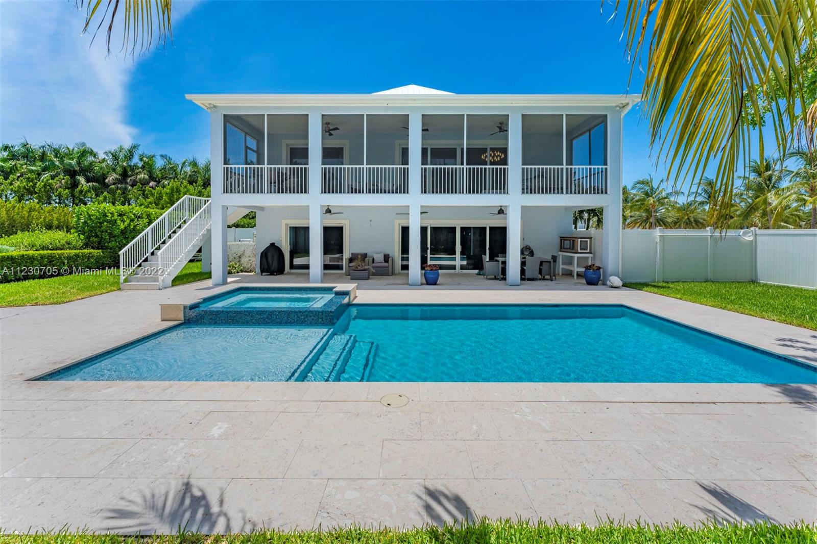 PLANTATION POINT - Residential
