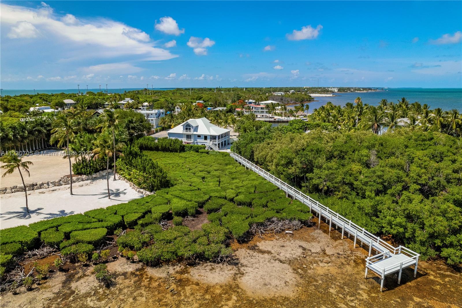 PLANTATION POINT - Residential