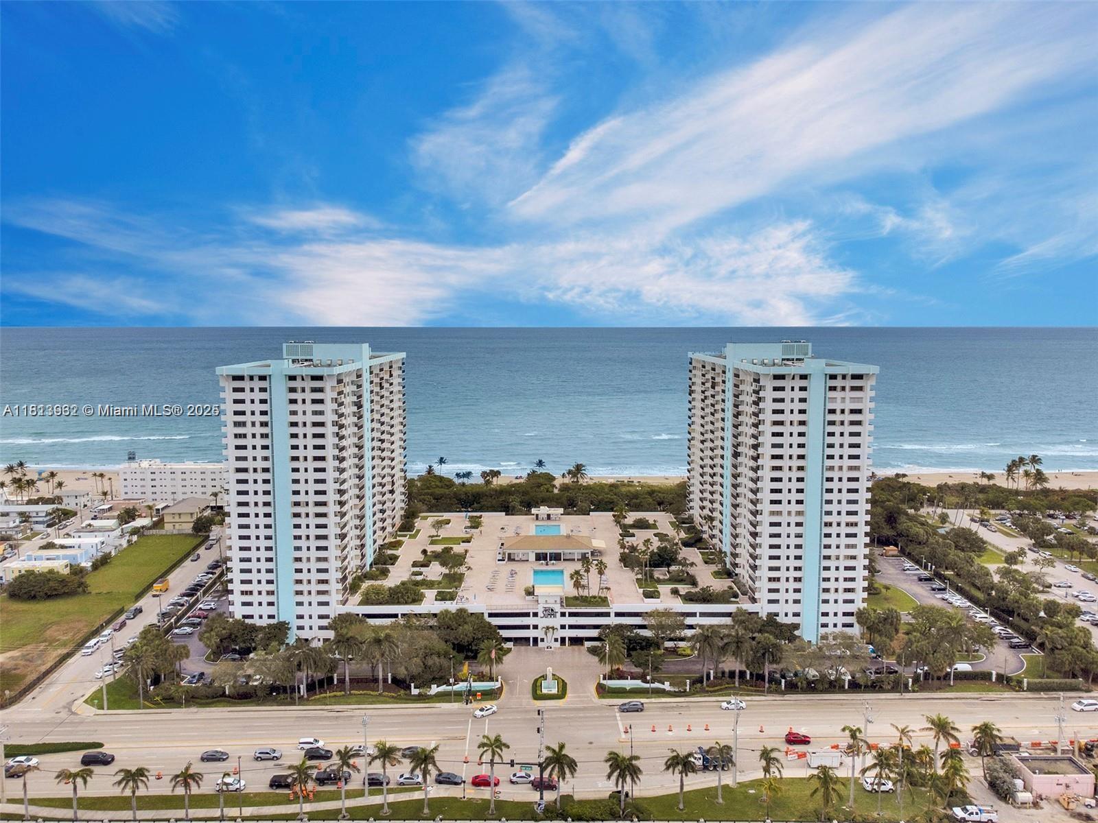 SUMMIT CONDO - Residential