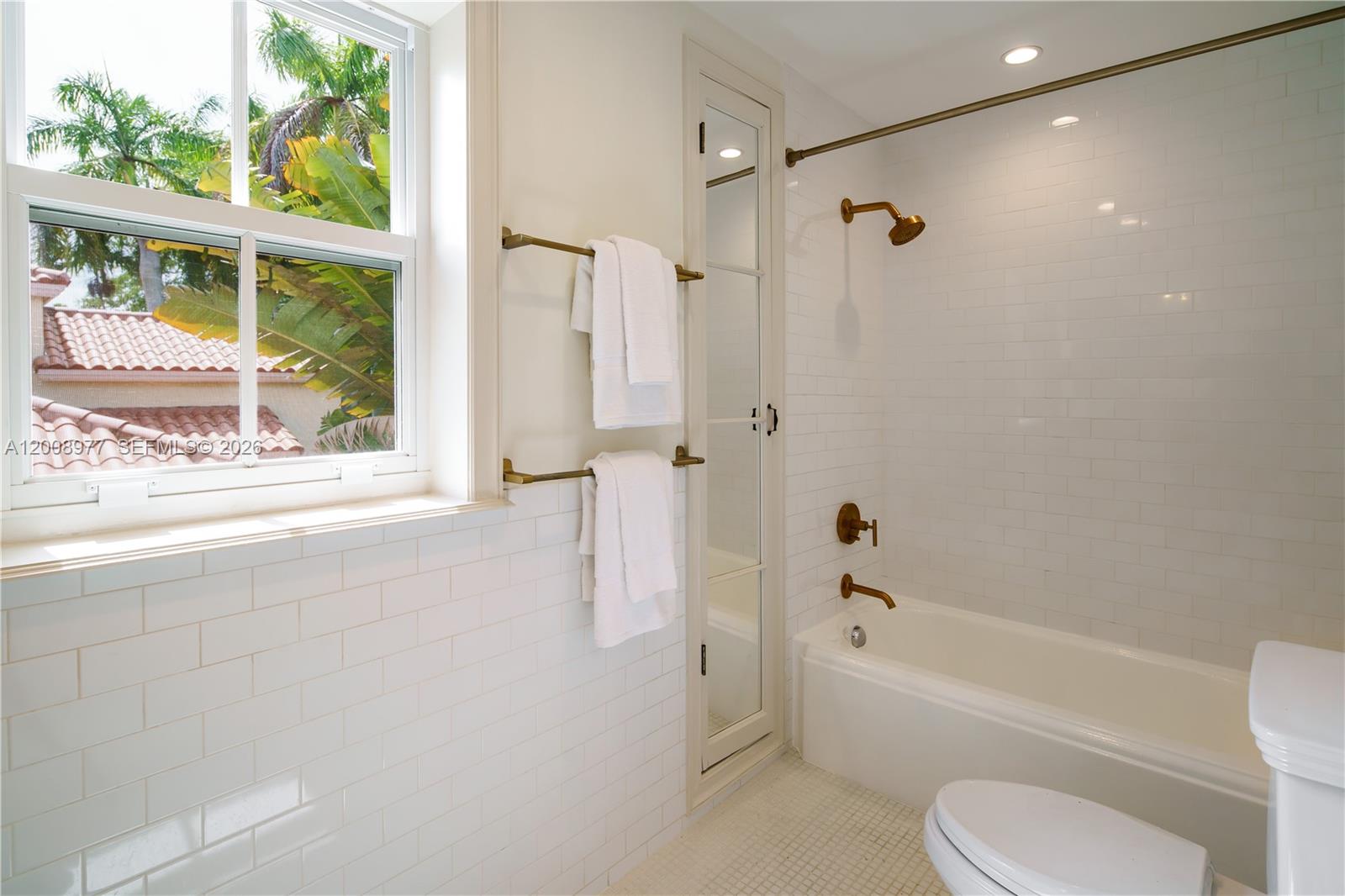 CORAL GABLES SEC E - Residential