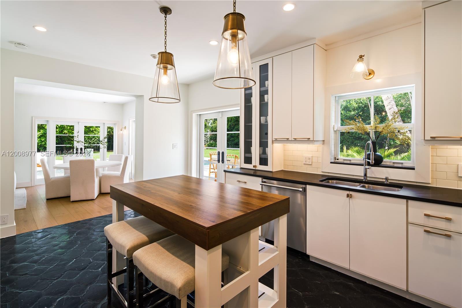 CORAL GABLES SEC E - Residential