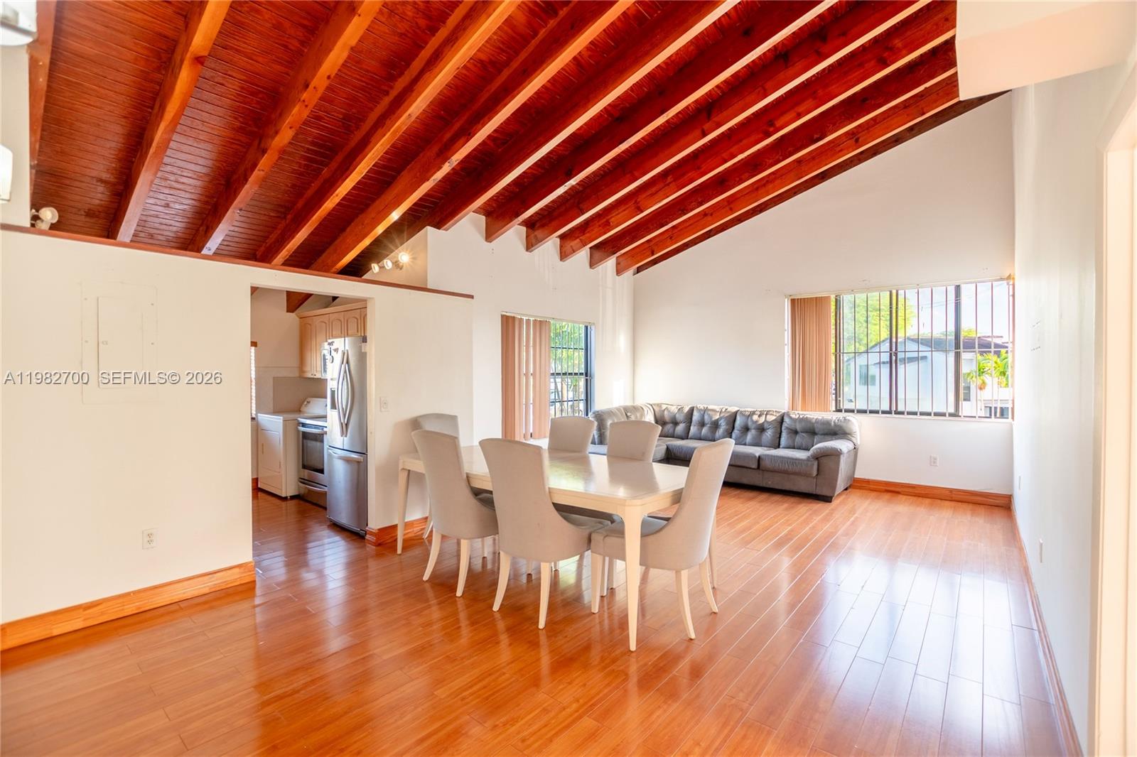 LA ARBOLEDA CONDO PH II - Residential