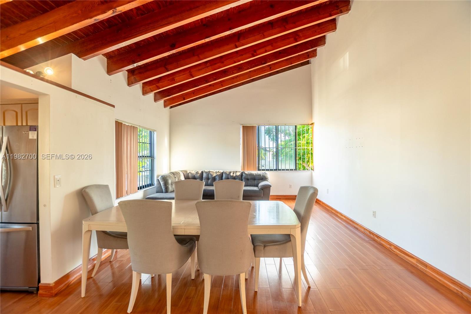 LA ARBOLEDA CONDO PH II - Residential