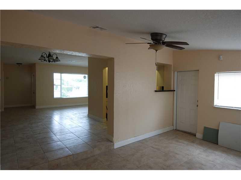 2 52 41 NORWOOD 3 ADDN SE - Residential