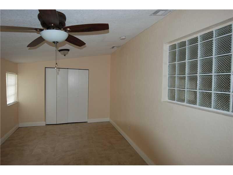 2 52 41 NORWOOD 3 ADDN SE - Residential
