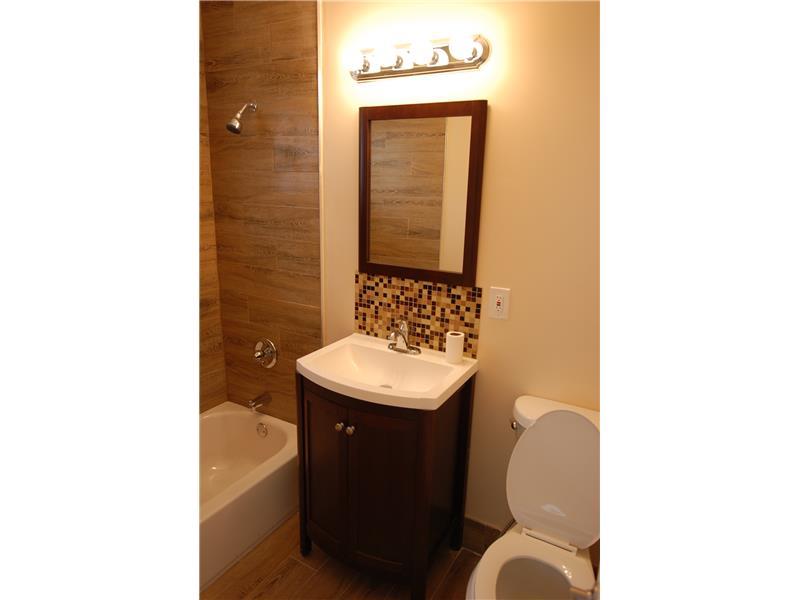 2 52 41 NORWOOD 3 ADDN SE - Residential