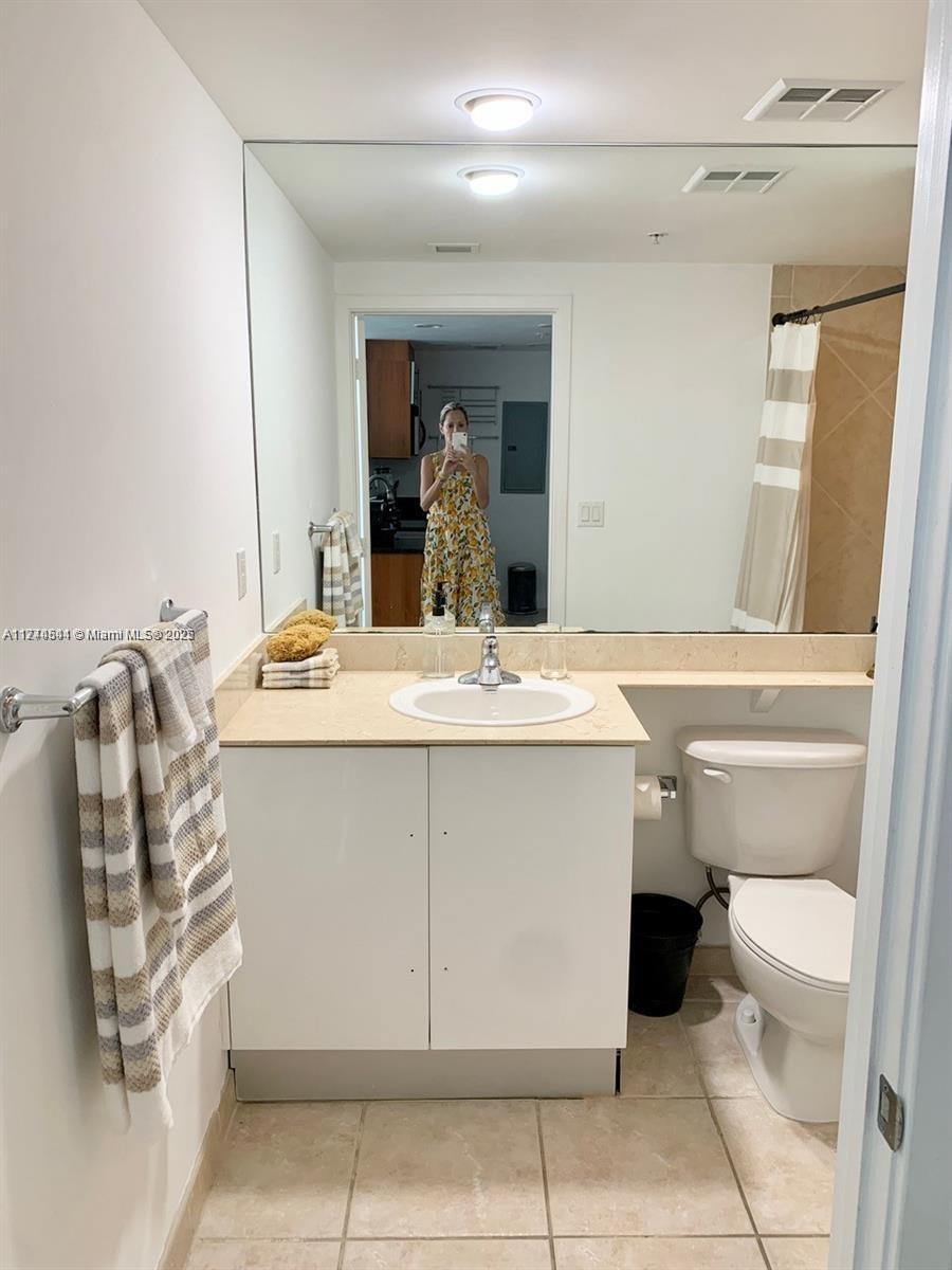 ONE MIAMI EAST CONDO - Residential Lease