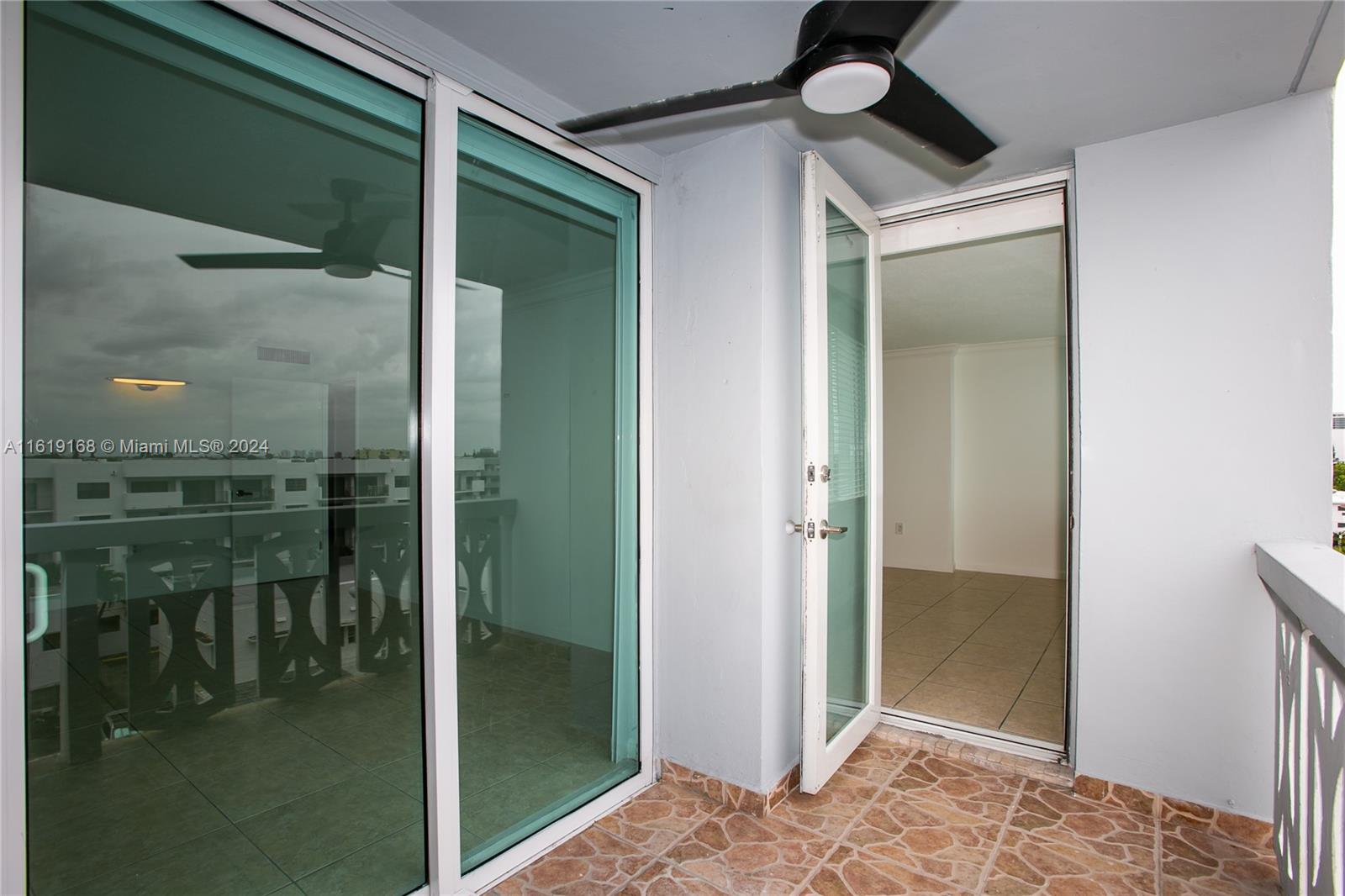 HARDING HALL CONDOMINIUM - Residential