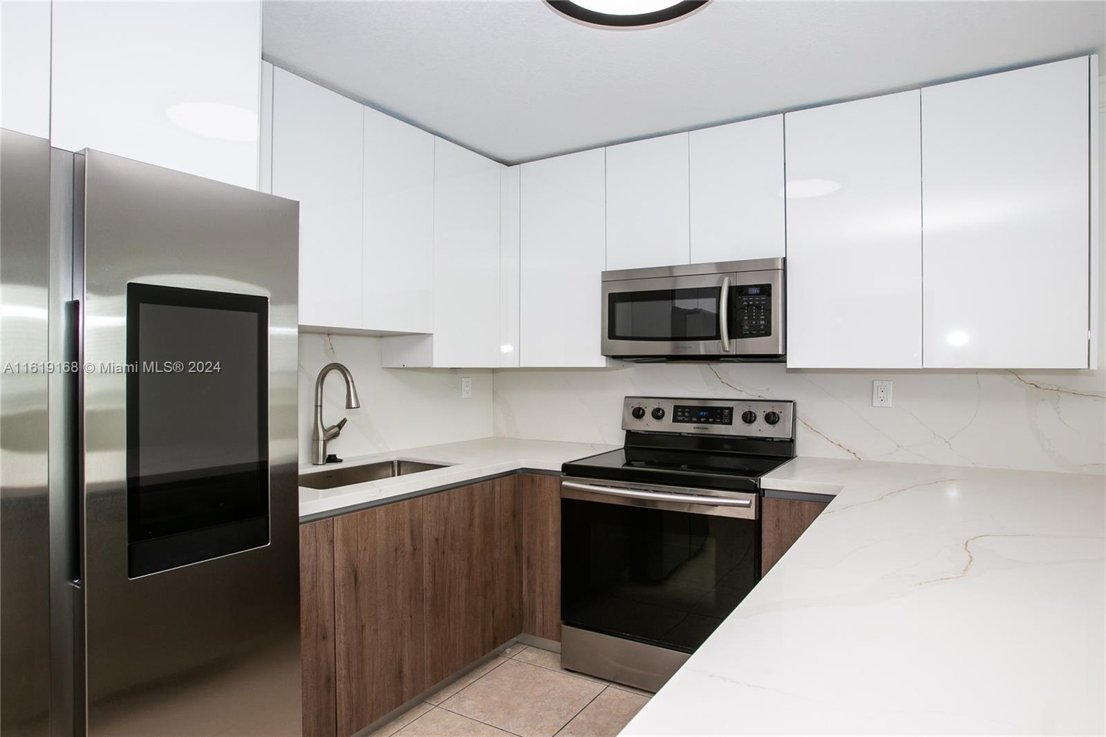 HARDING HALL CONDOMINIUM - Residential