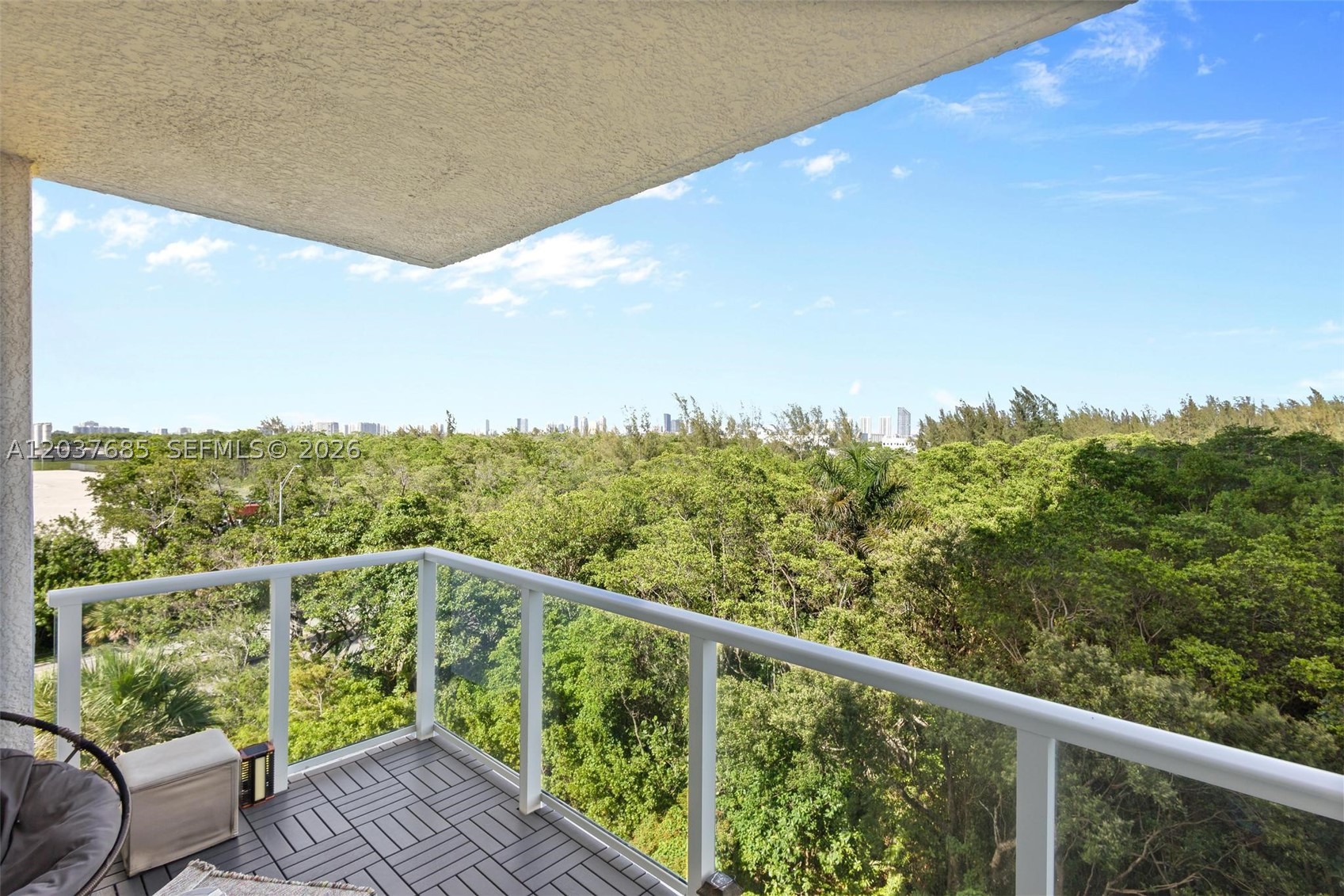 THE OAKS I CONDO - Residential