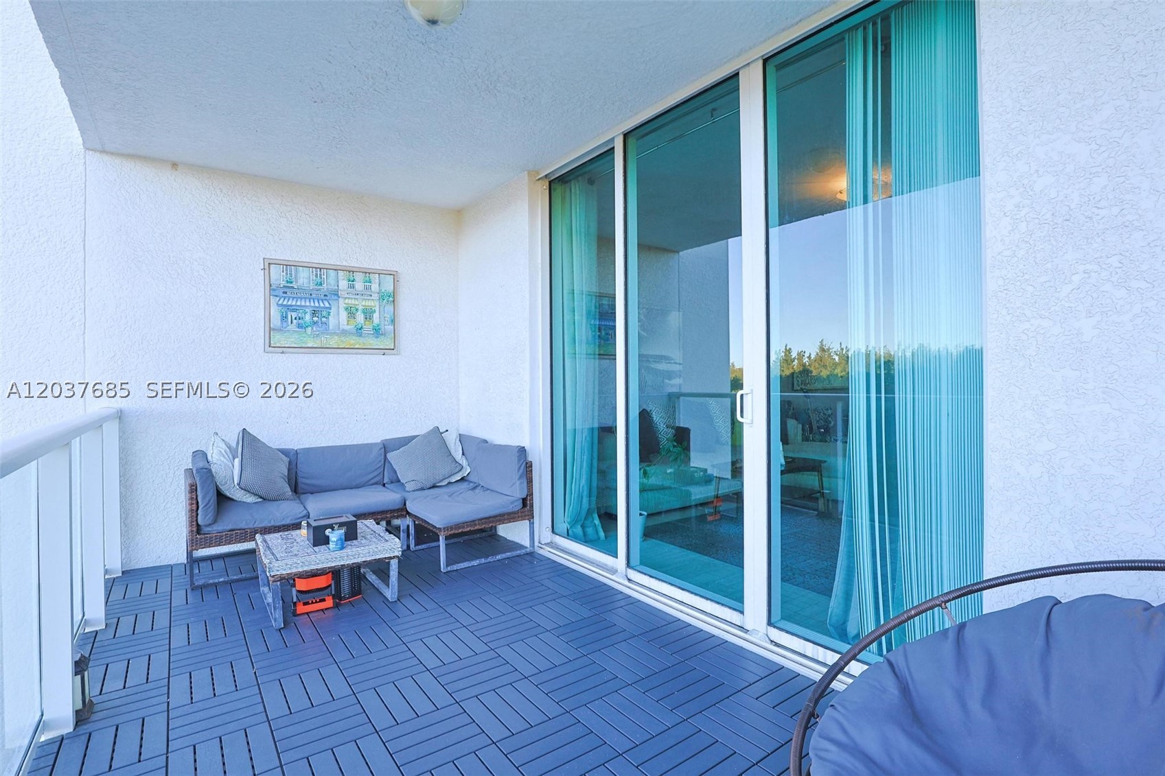 THE OAKS I CONDO - Residential