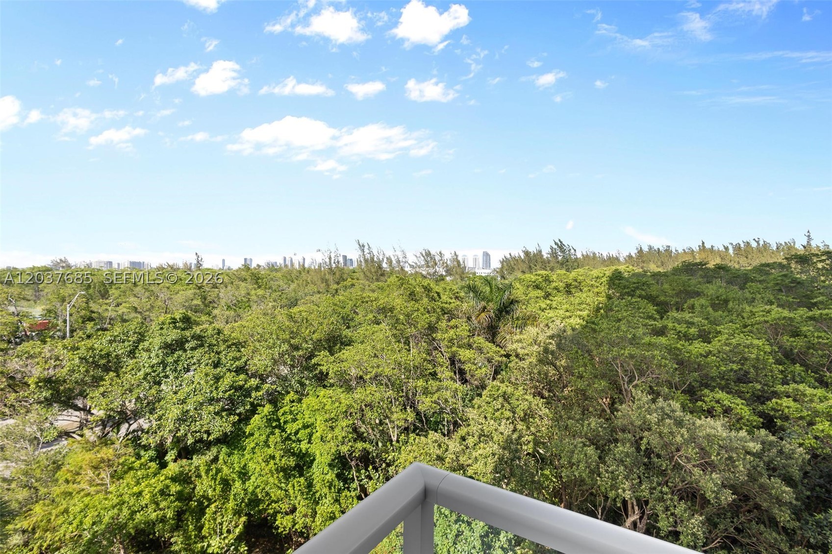 THE OAKS I CONDO - Residential