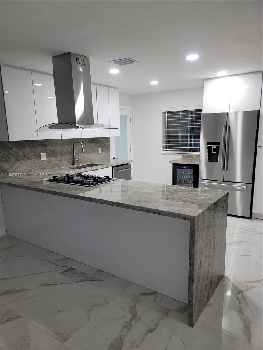 WESTWOOD ESTATES - Residential Lease