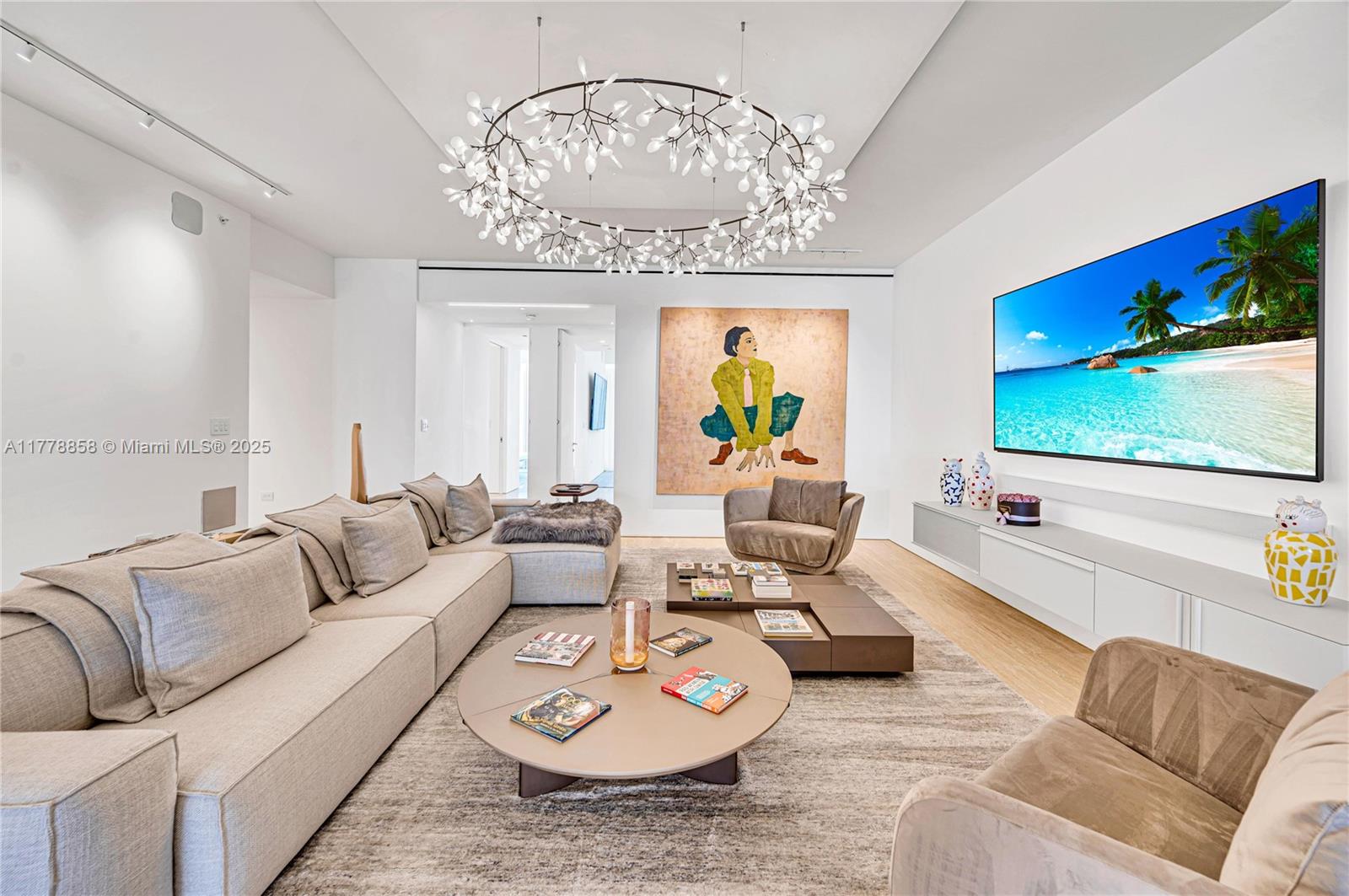 SURF CLUB CONDO - Residential