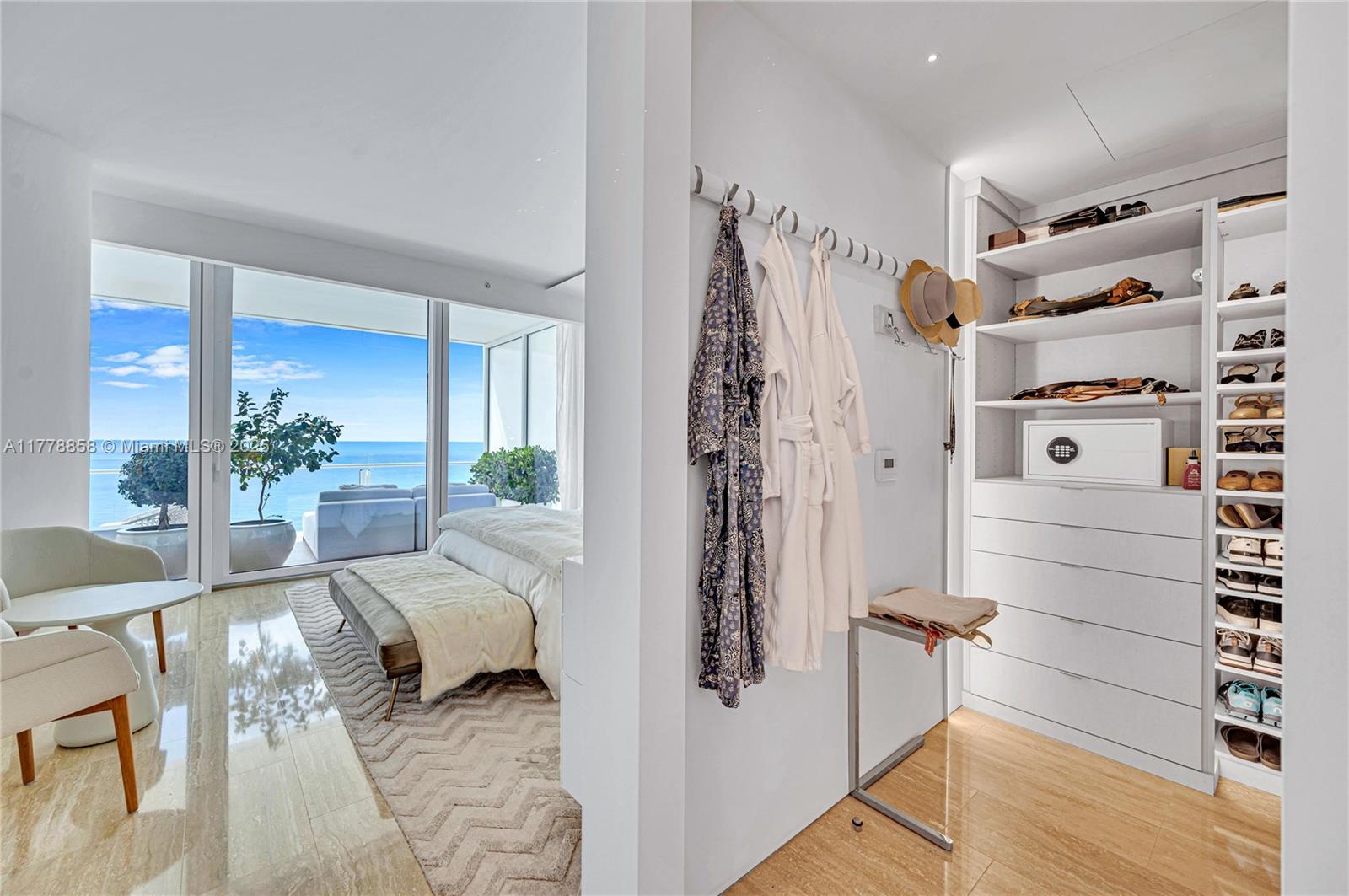 SURF CLUB CONDO - Residential