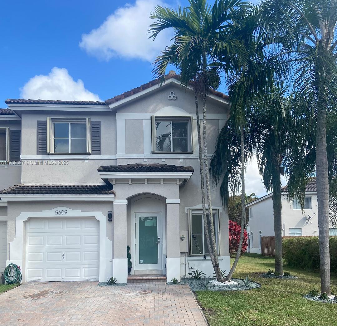 DORAL NORTHEAST TOWNHOMES - Residential