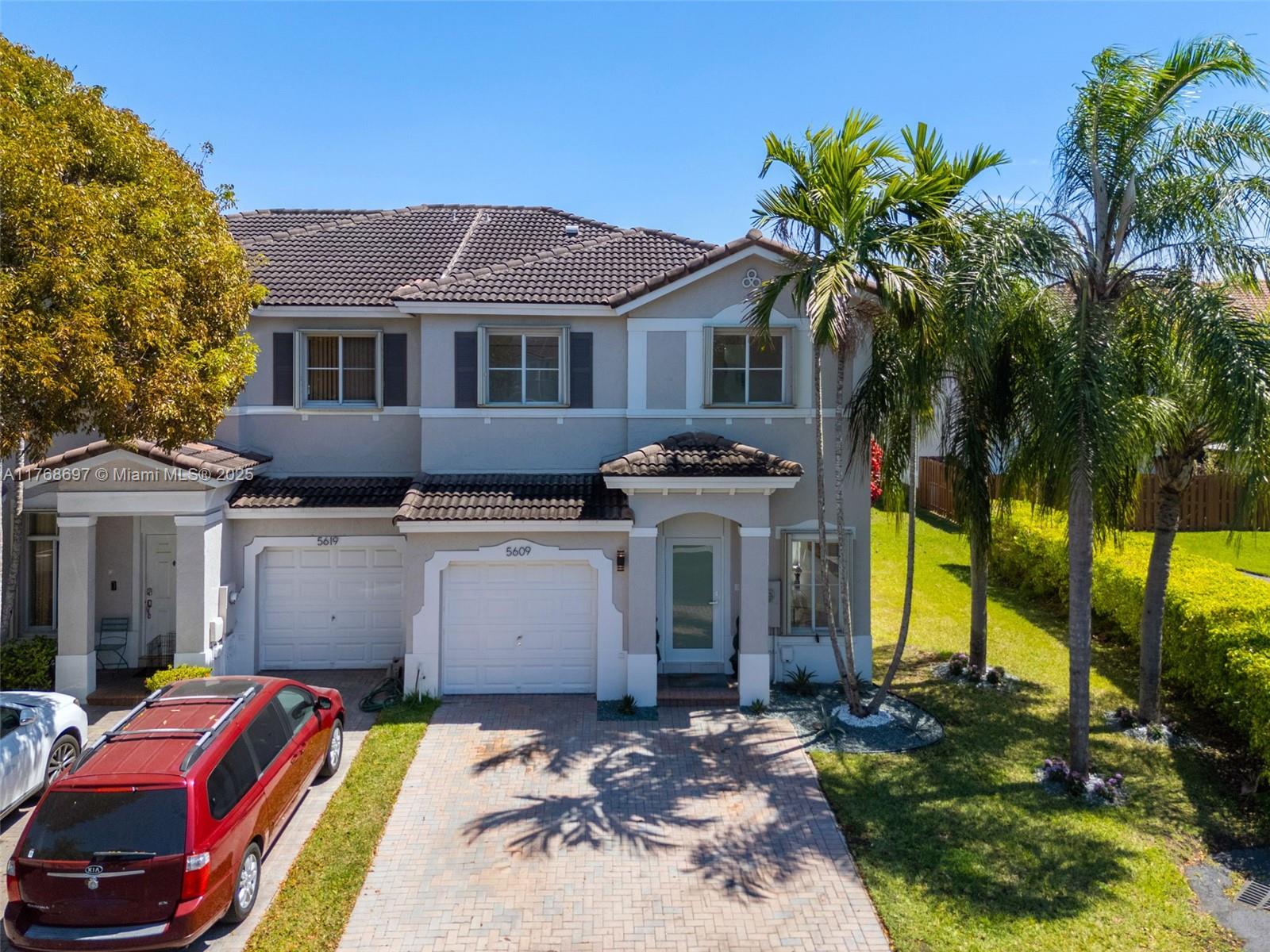 DORAL NORTHEAST TOWNHOMES - Residential