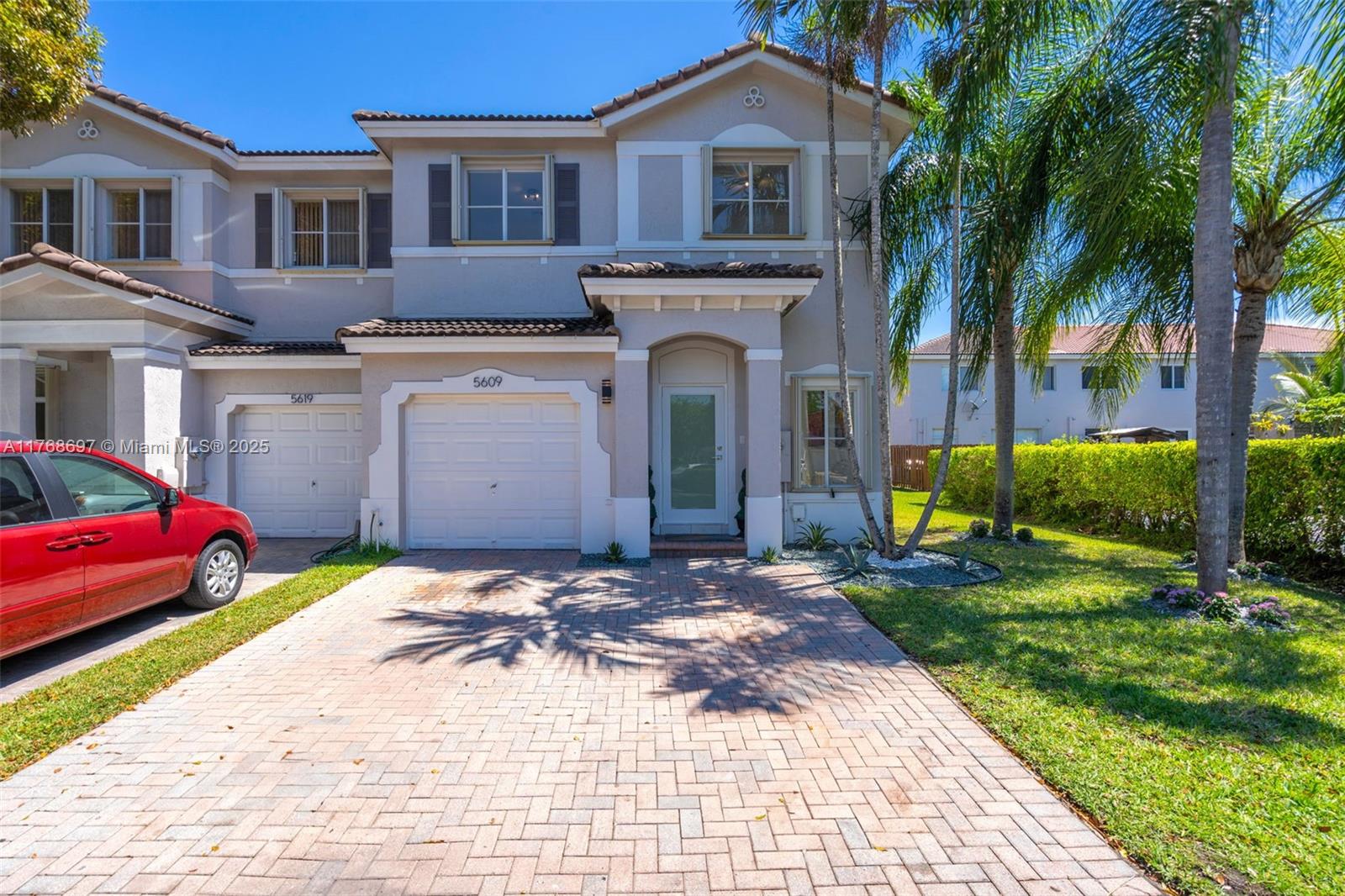 DORAL NORTHEAST TOWNHOMES - Residential