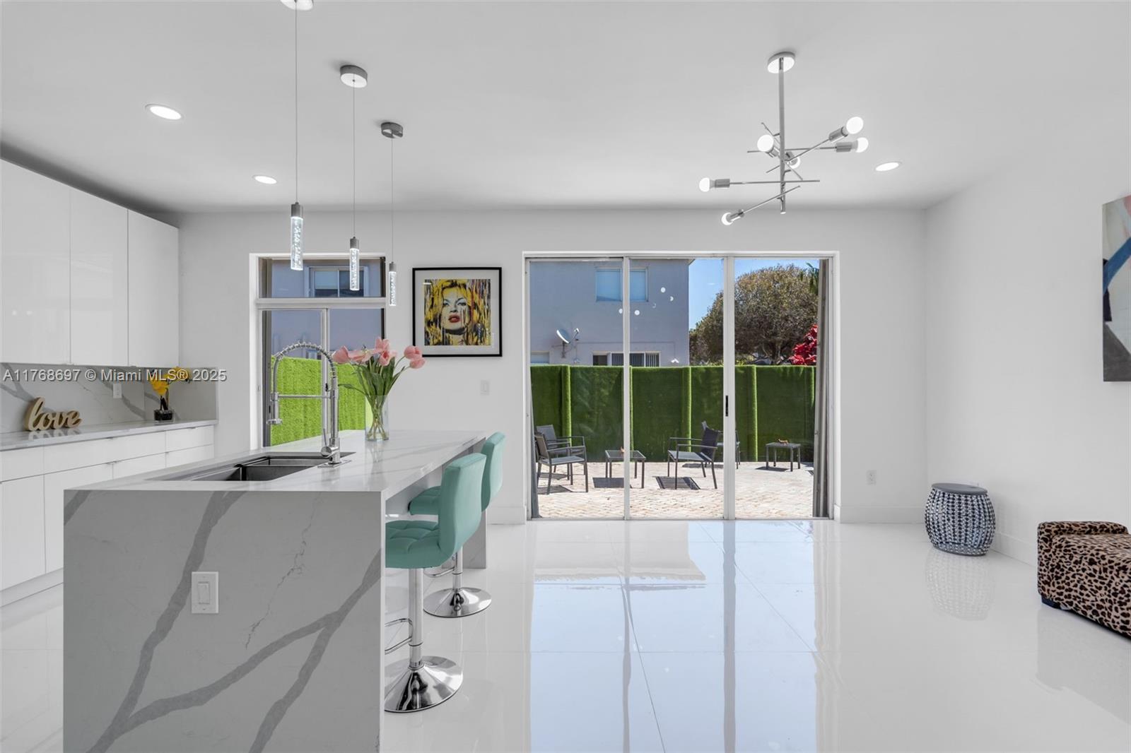 DORAL NORTHEAST TOWNHOMES - Residential