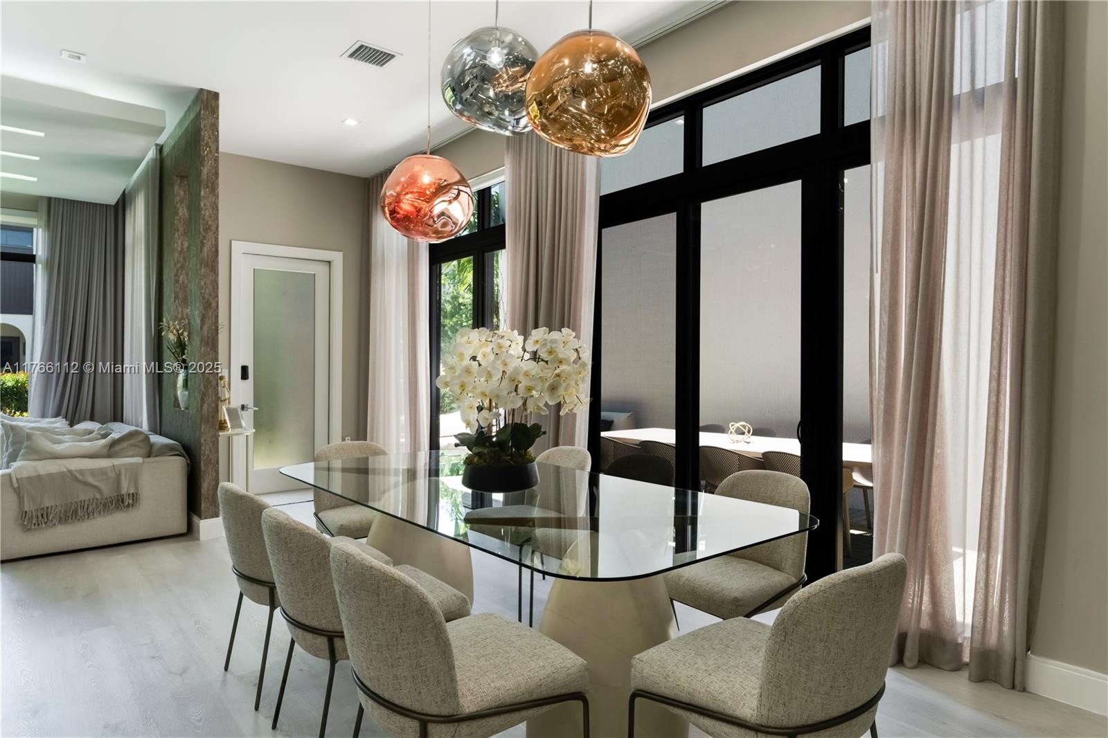 DOWNTOWN DORAL SOUTH PHAS - Residential