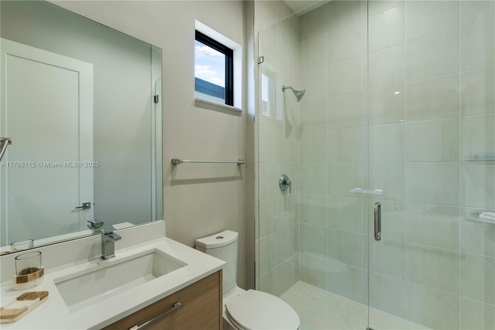 DOWNTOWN DORAL SOUTH PHAS - Residential