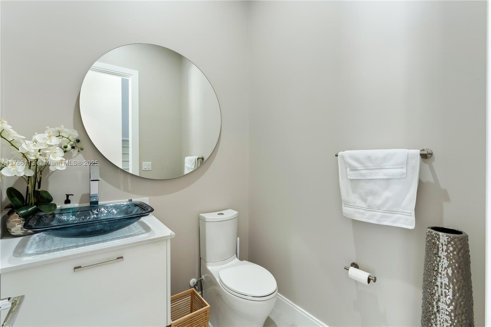 DOWNTOWN DORAL SOUTH PHAS - Residential