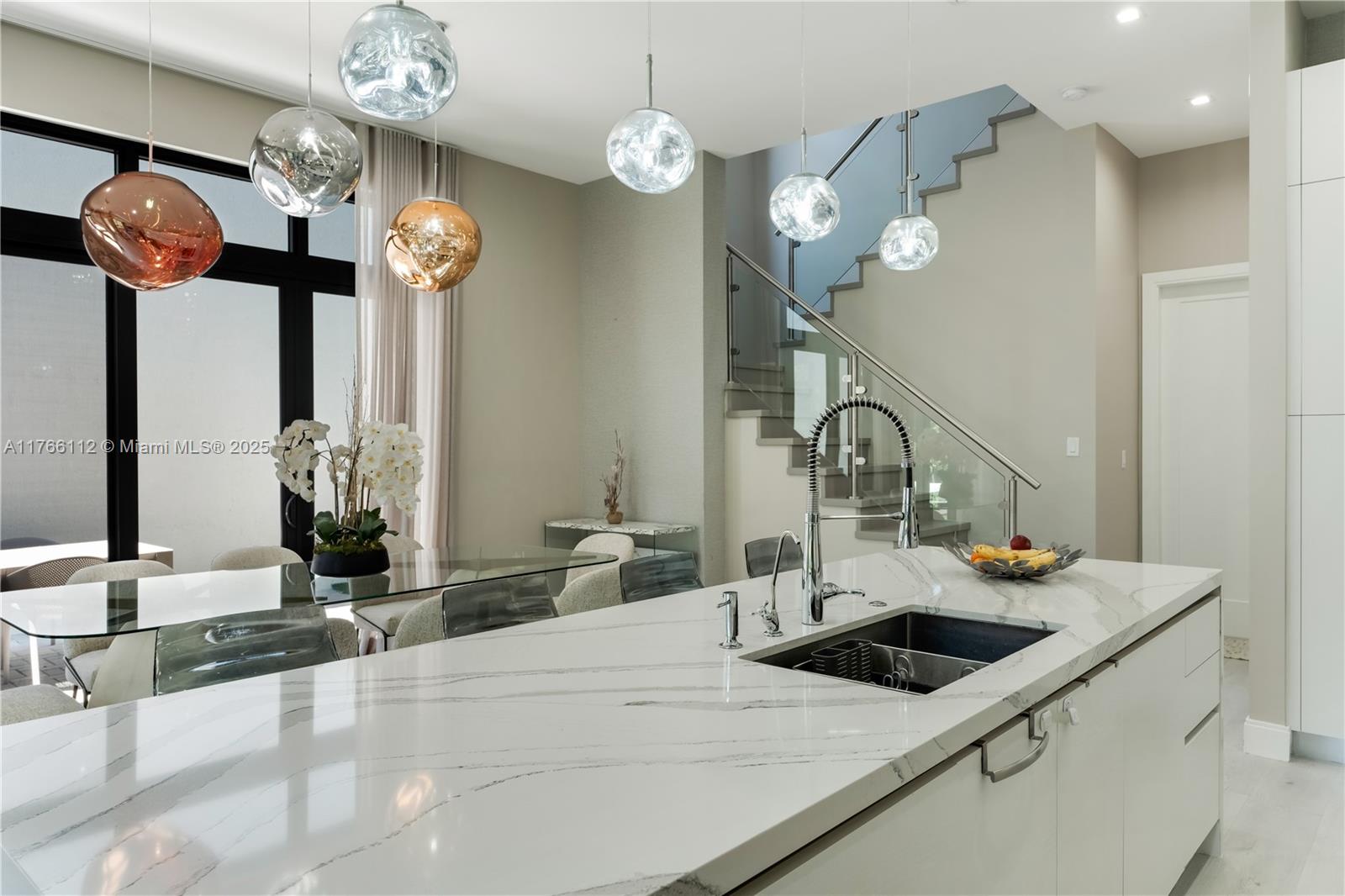 DOWNTOWN DORAL SOUTH PHAS - Residential
