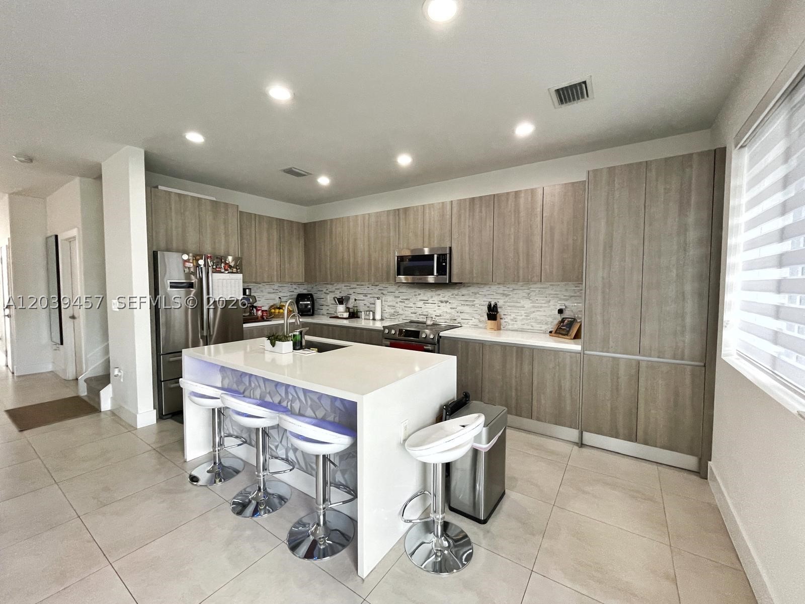 DORAL PALMS NORTH - Residential