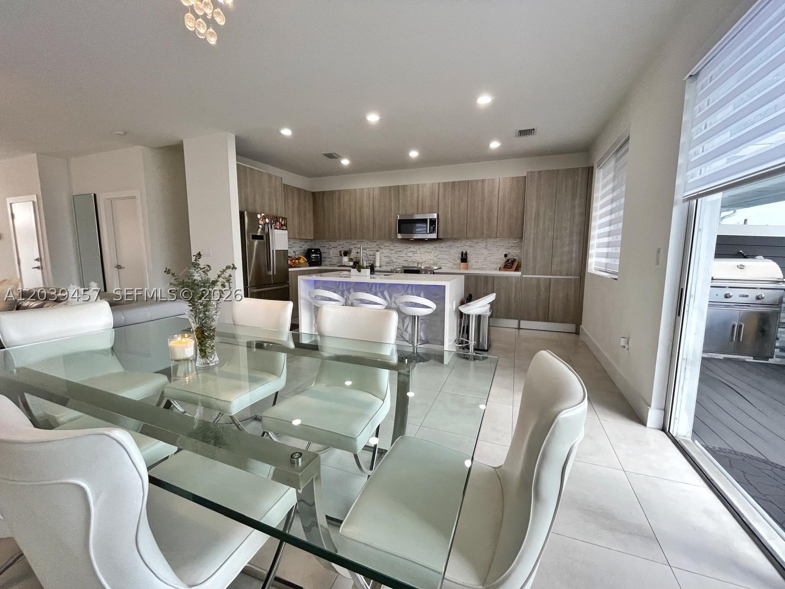 DORAL PALMS NORTH - Residential