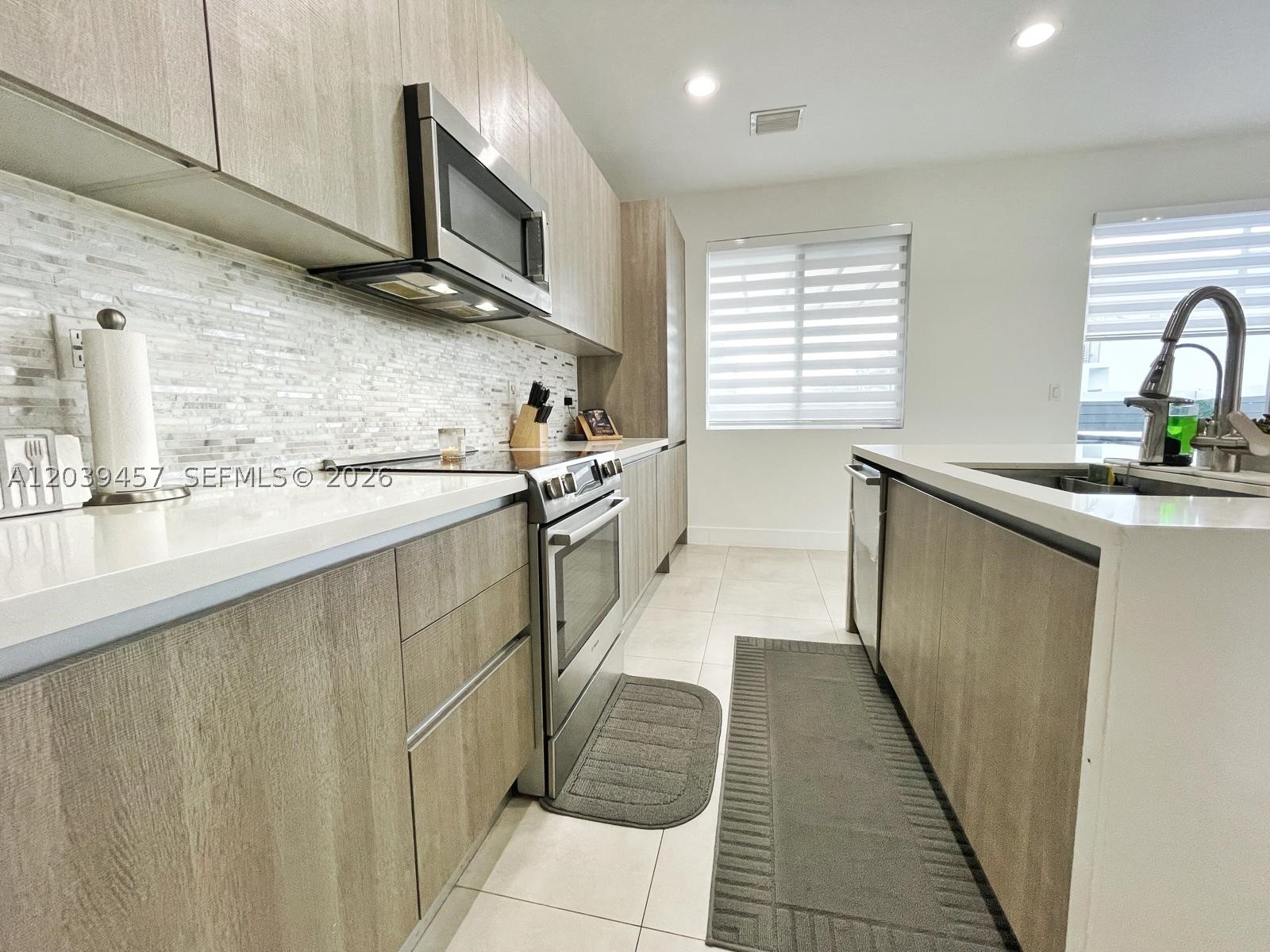 DORAL PALMS NORTH - Residential