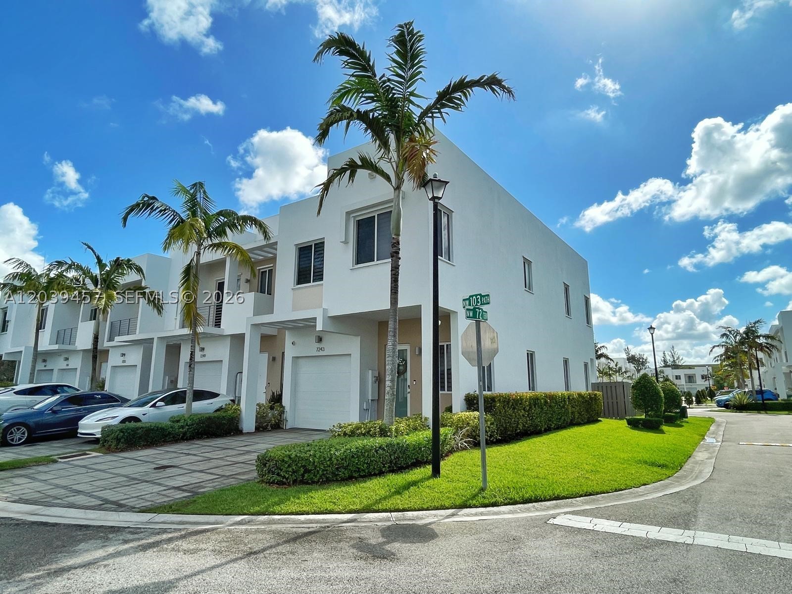 DORAL PALMS NORTH - Residential