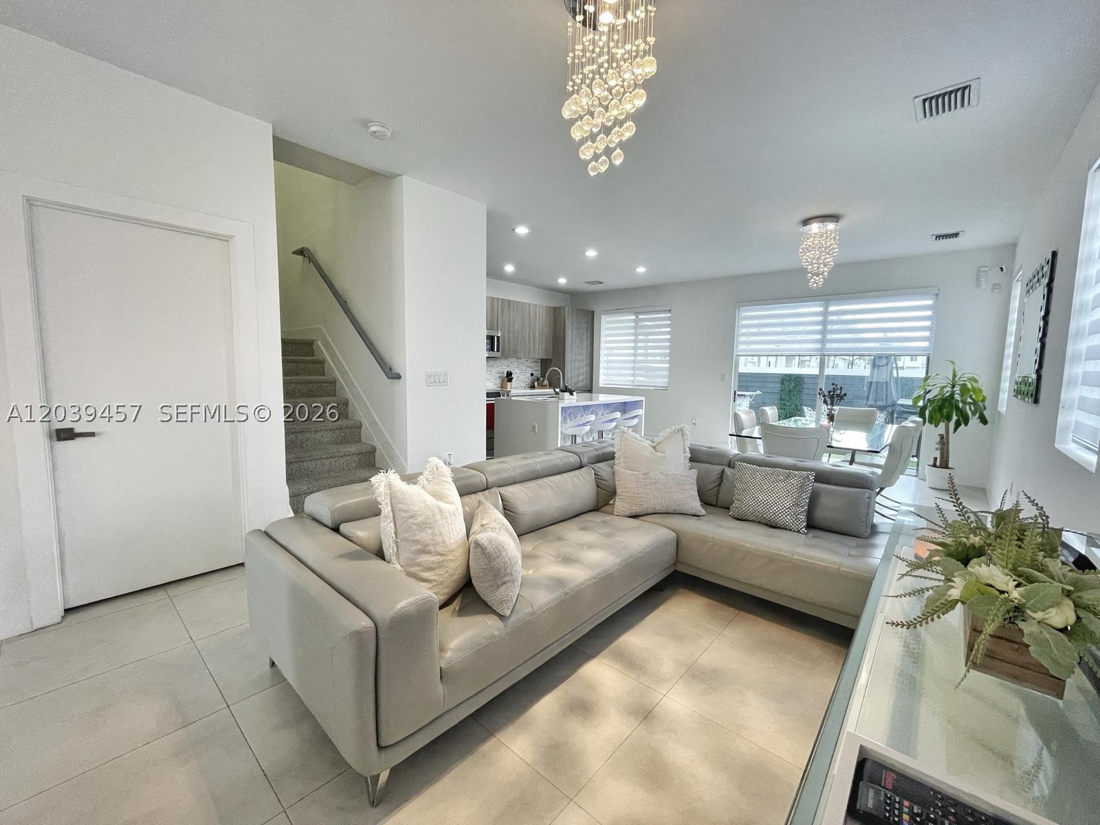 DORAL PALMS NORTH - Residential