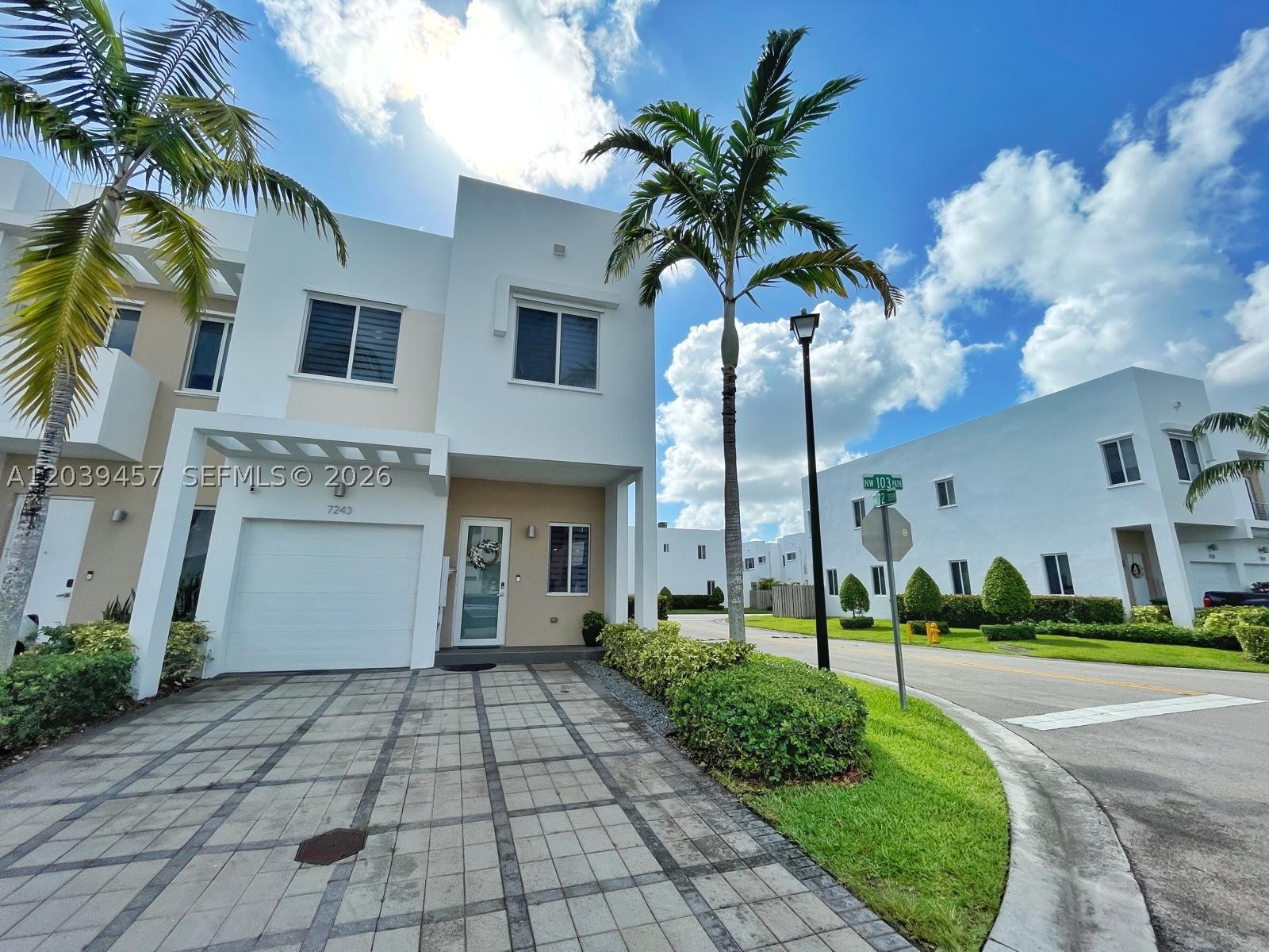 DORAL PALMS NORTH - Residential