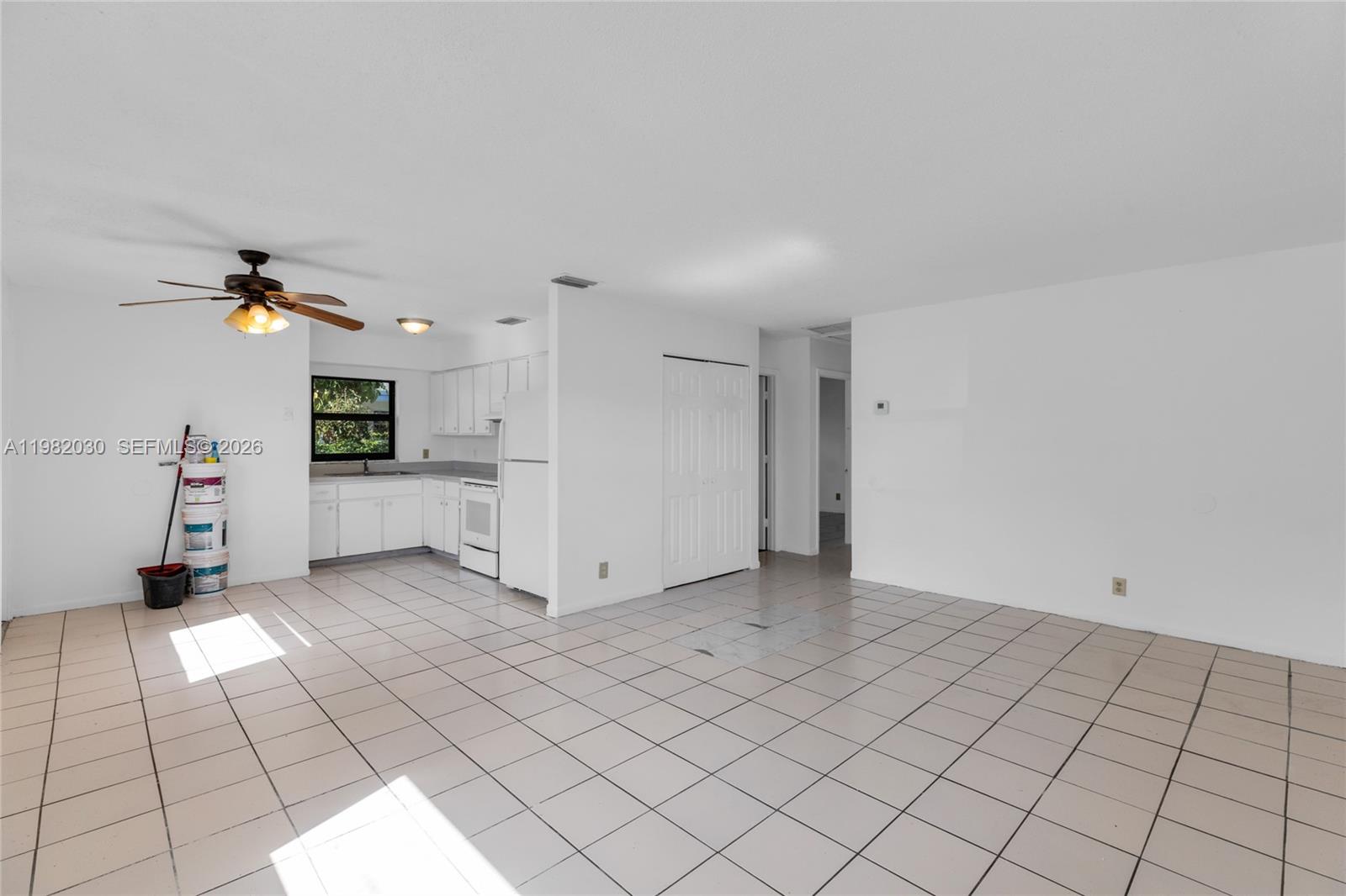 FT LAUDERDALE ESTATES - Residential Income