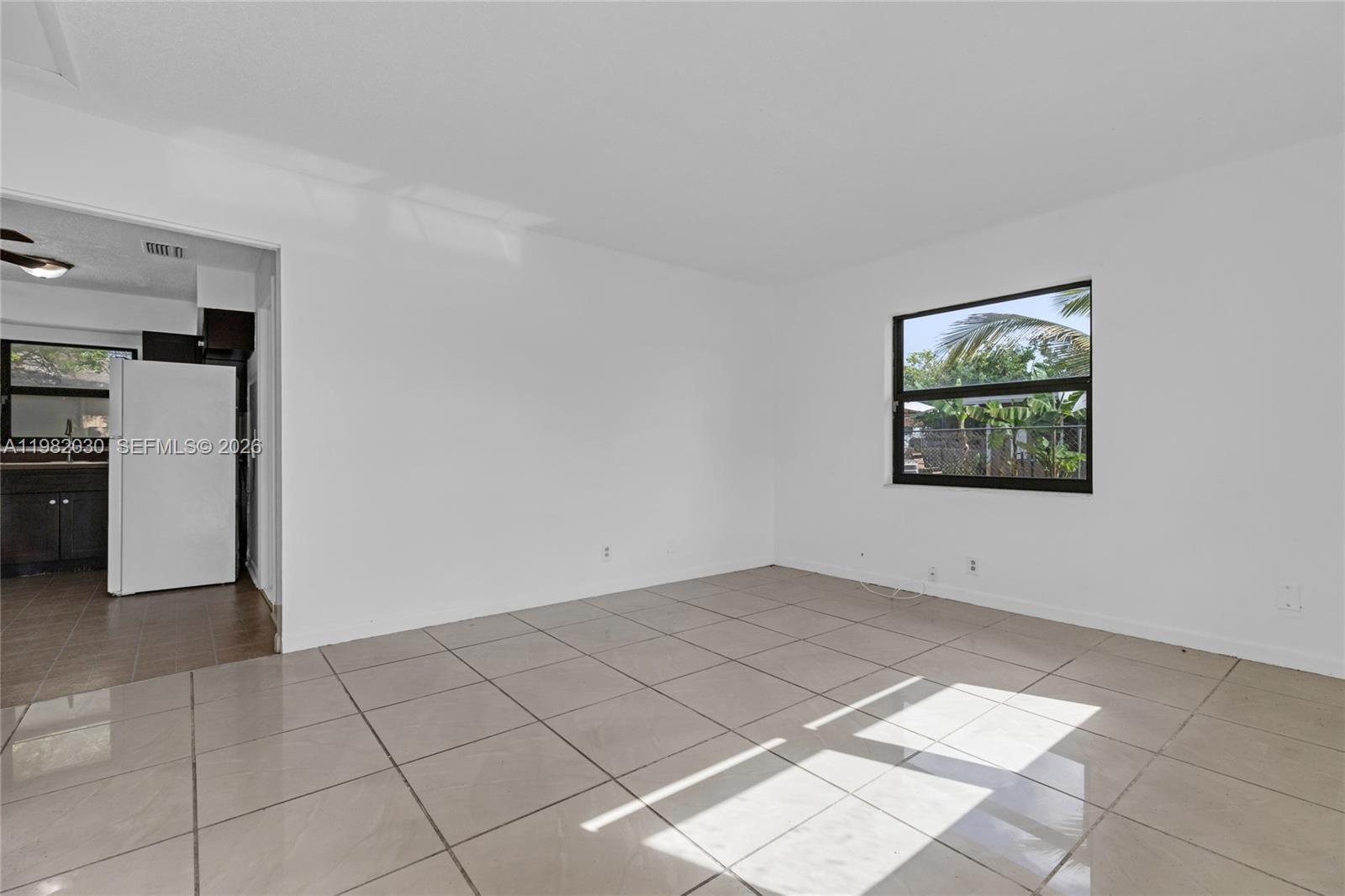 FT LAUDERDALE ESTATES - Residential Income