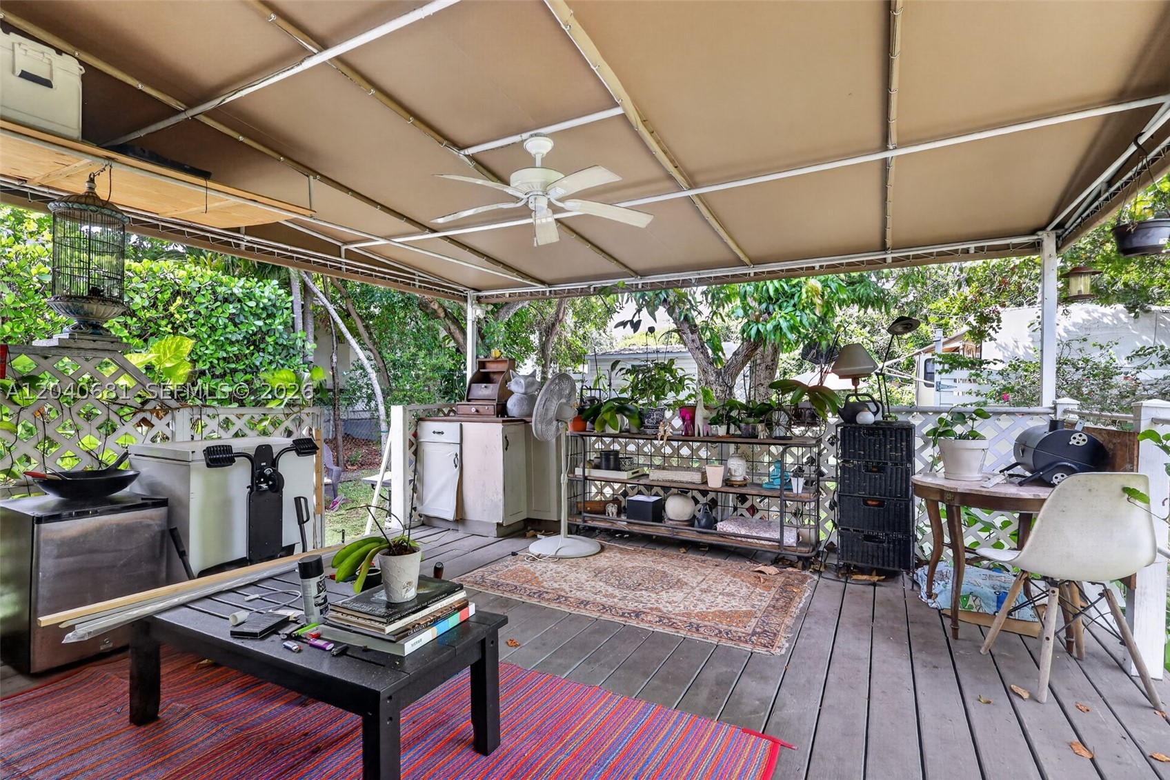 DIXIE GARDENS - Residential
