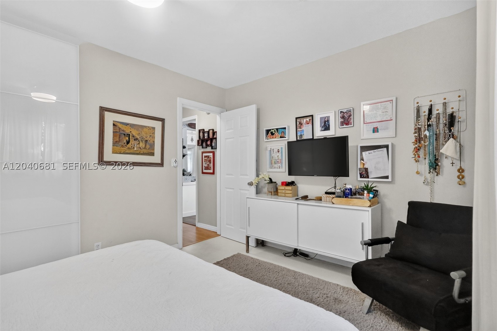 DIXIE GARDENS - Residential