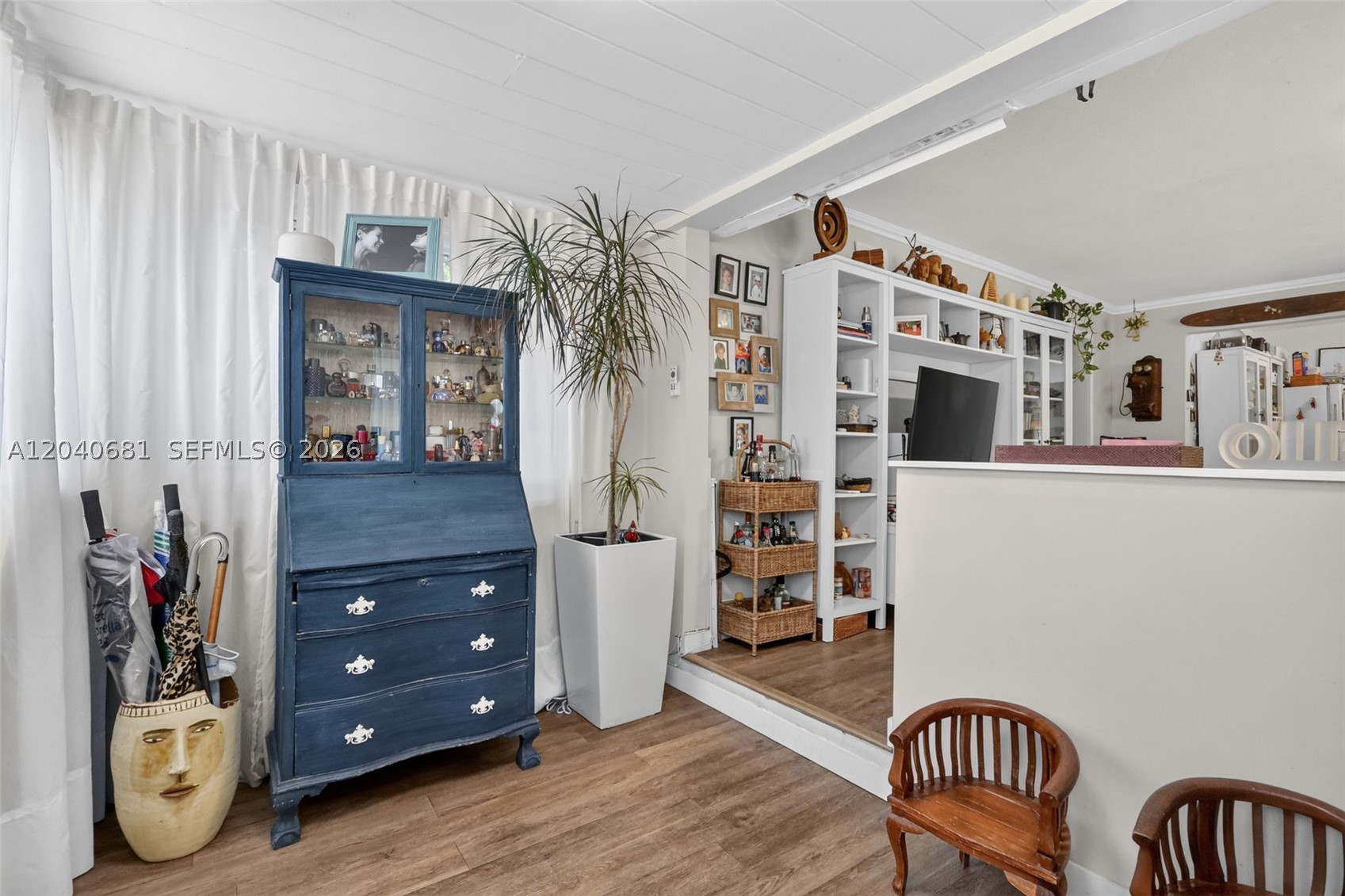 DIXIE GARDENS - Residential