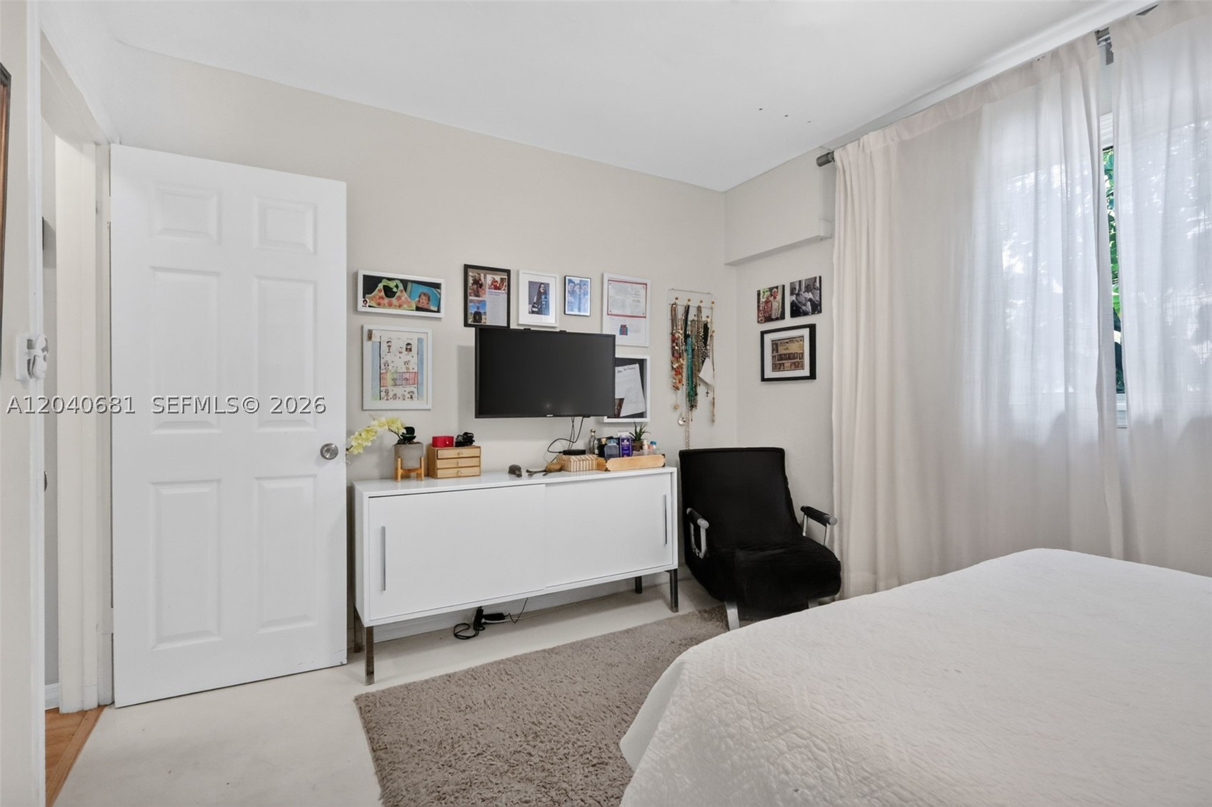 DIXIE GARDENS - Residential